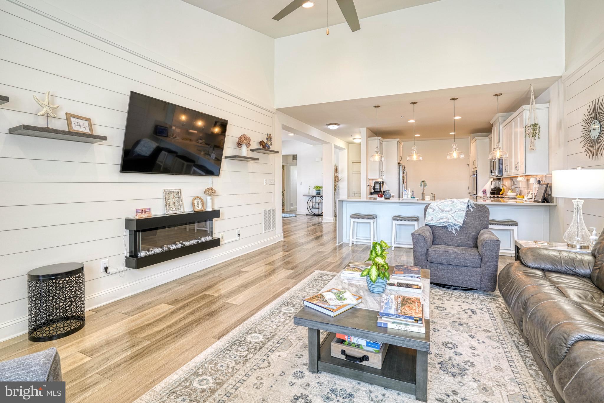 BAY BRIDGE COVE - Residential