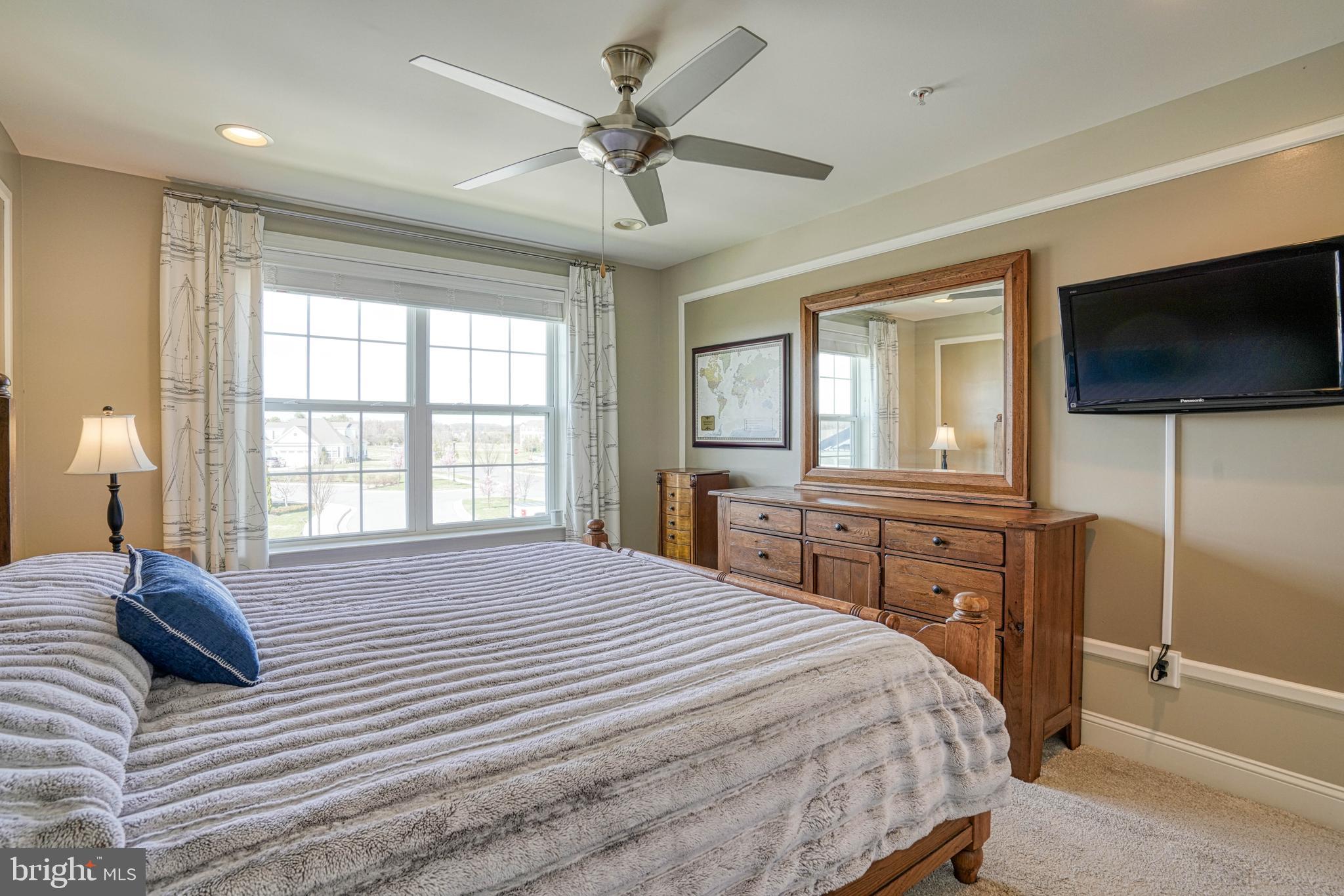 BAY BRIDGE COVE - Residential