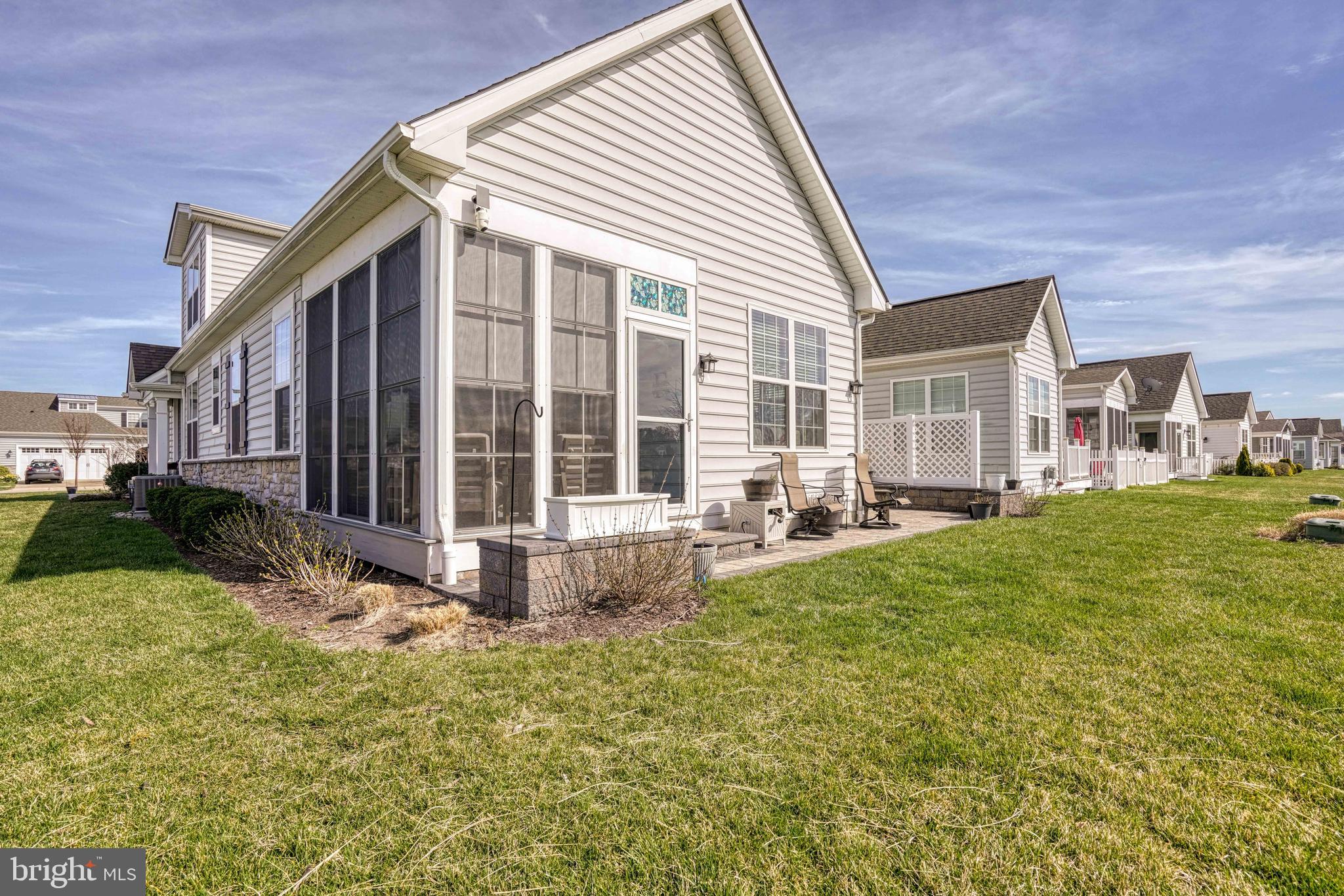 BAY BRIDGE COVE - Residential