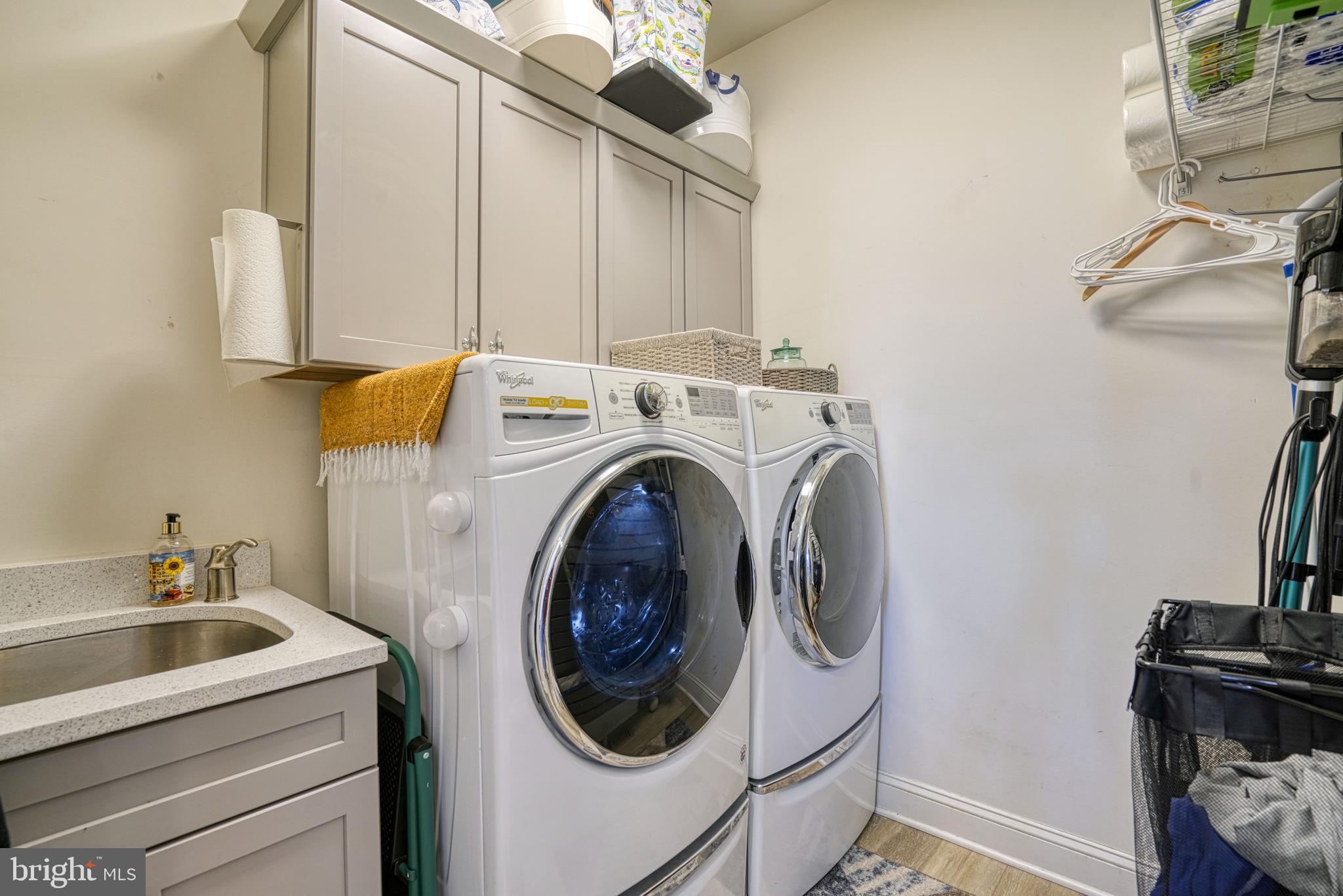 BAY BRIDGE COVE - Residential