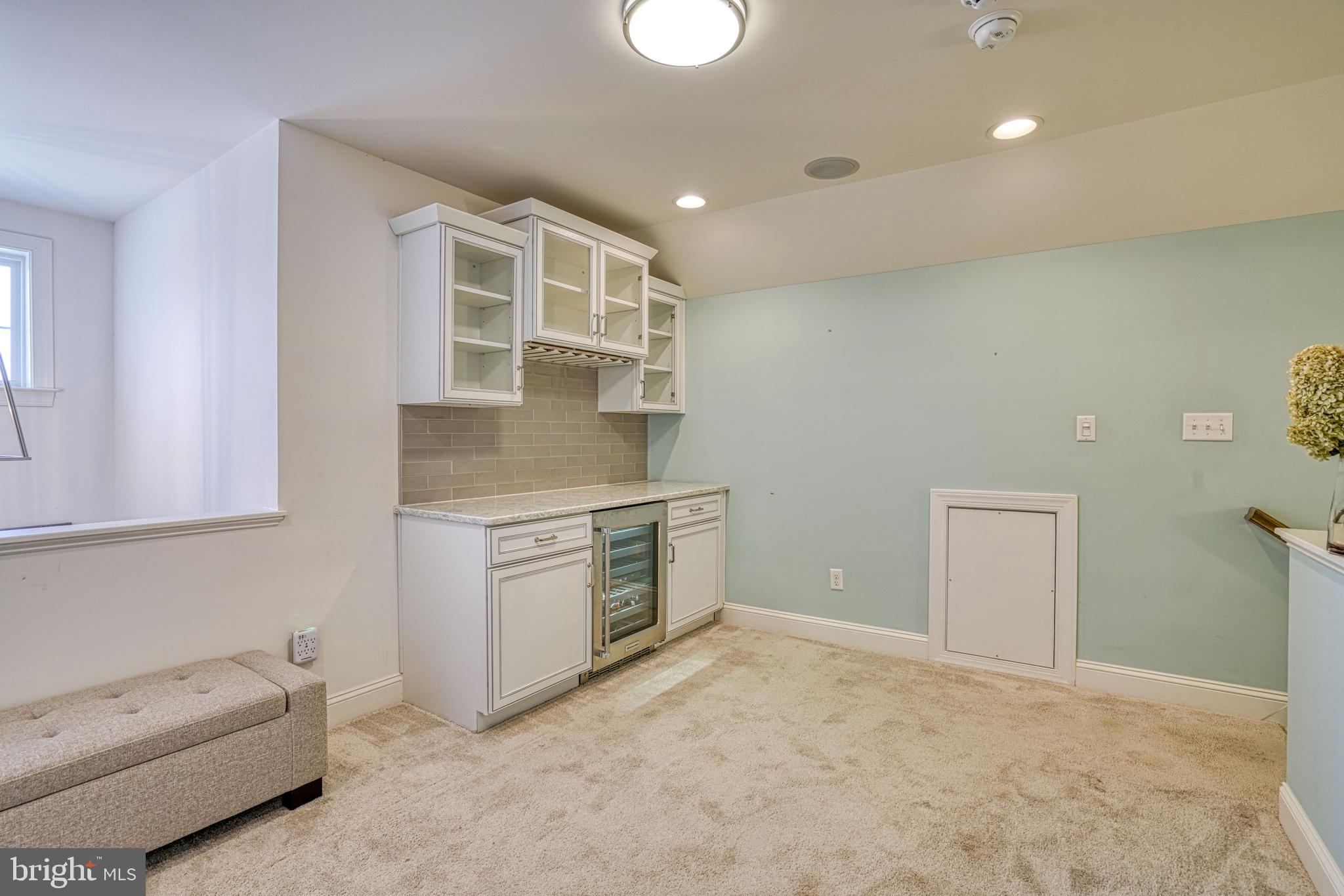 BAY BRIDGE COVE - Residential