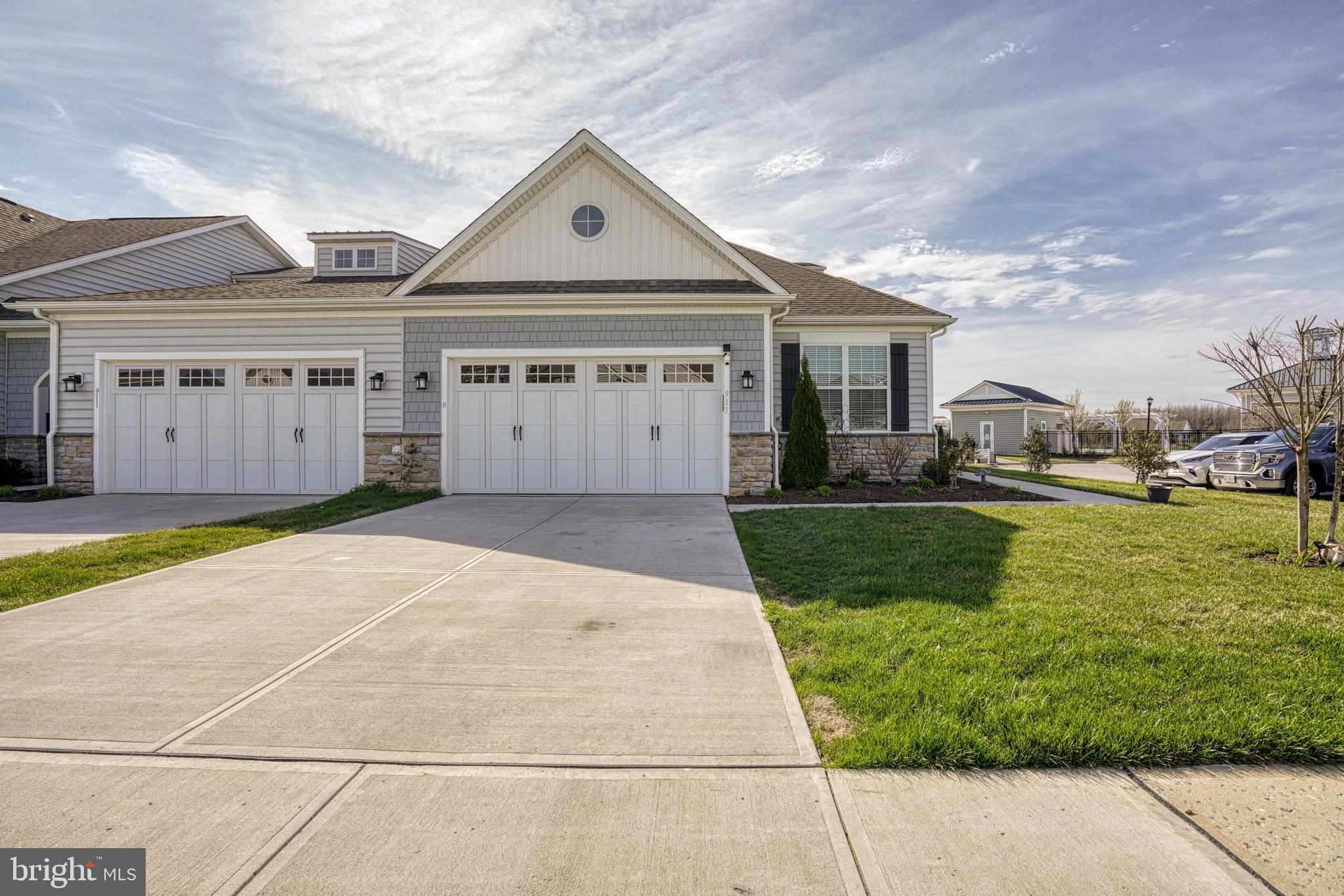 BAY BRIDGE COVE - Residential