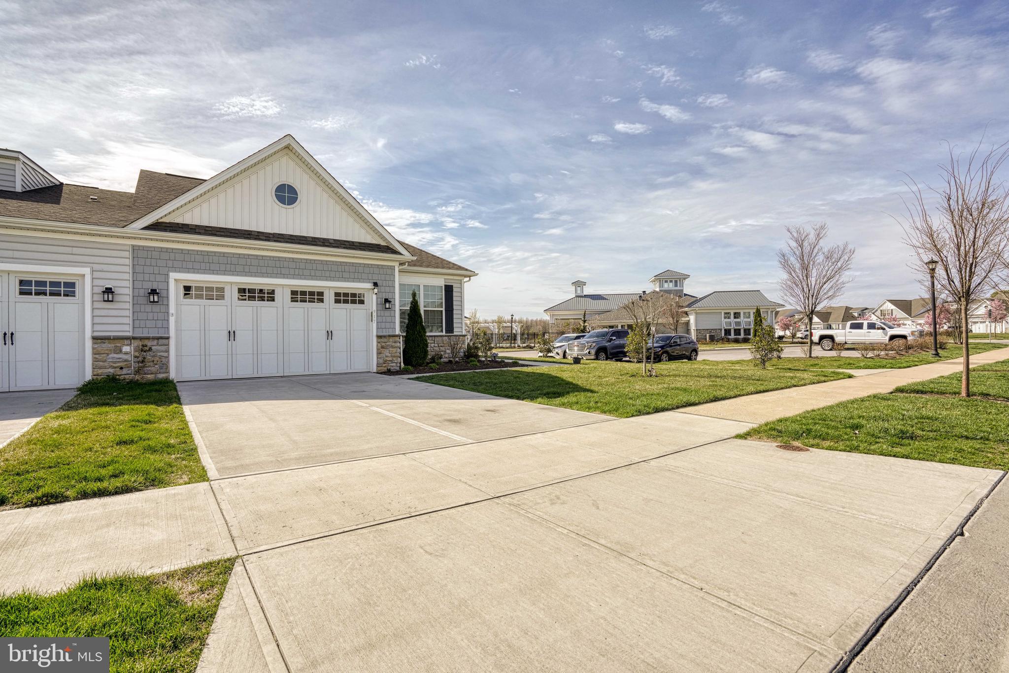 BAY BRIDGE COVE - Residential