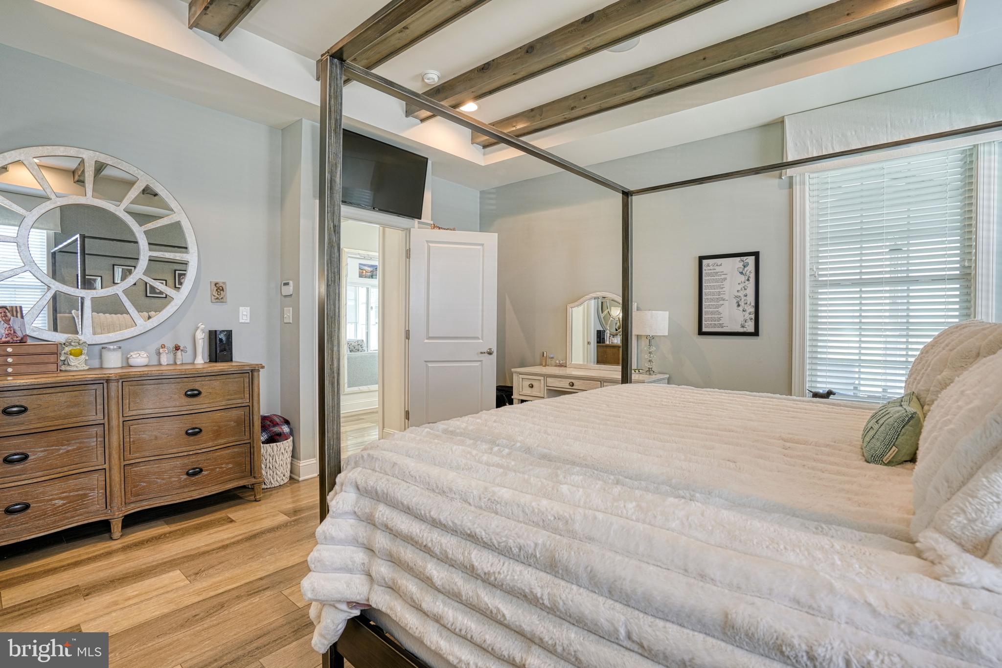 BAY BRIDGE COVE - Residential