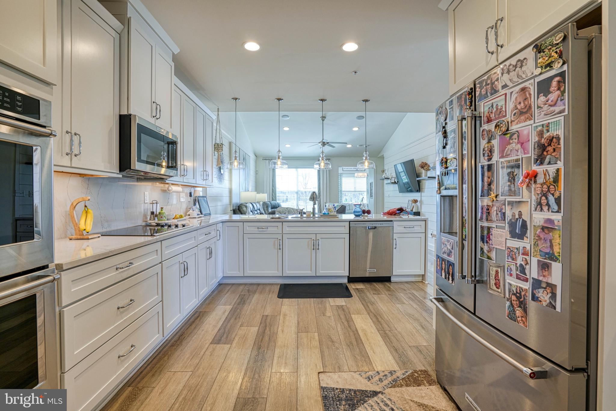 BAY BRIDGE COVE - Residential