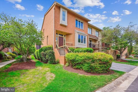 7 VALERIAN COURT ROCKVILLE MD 20852