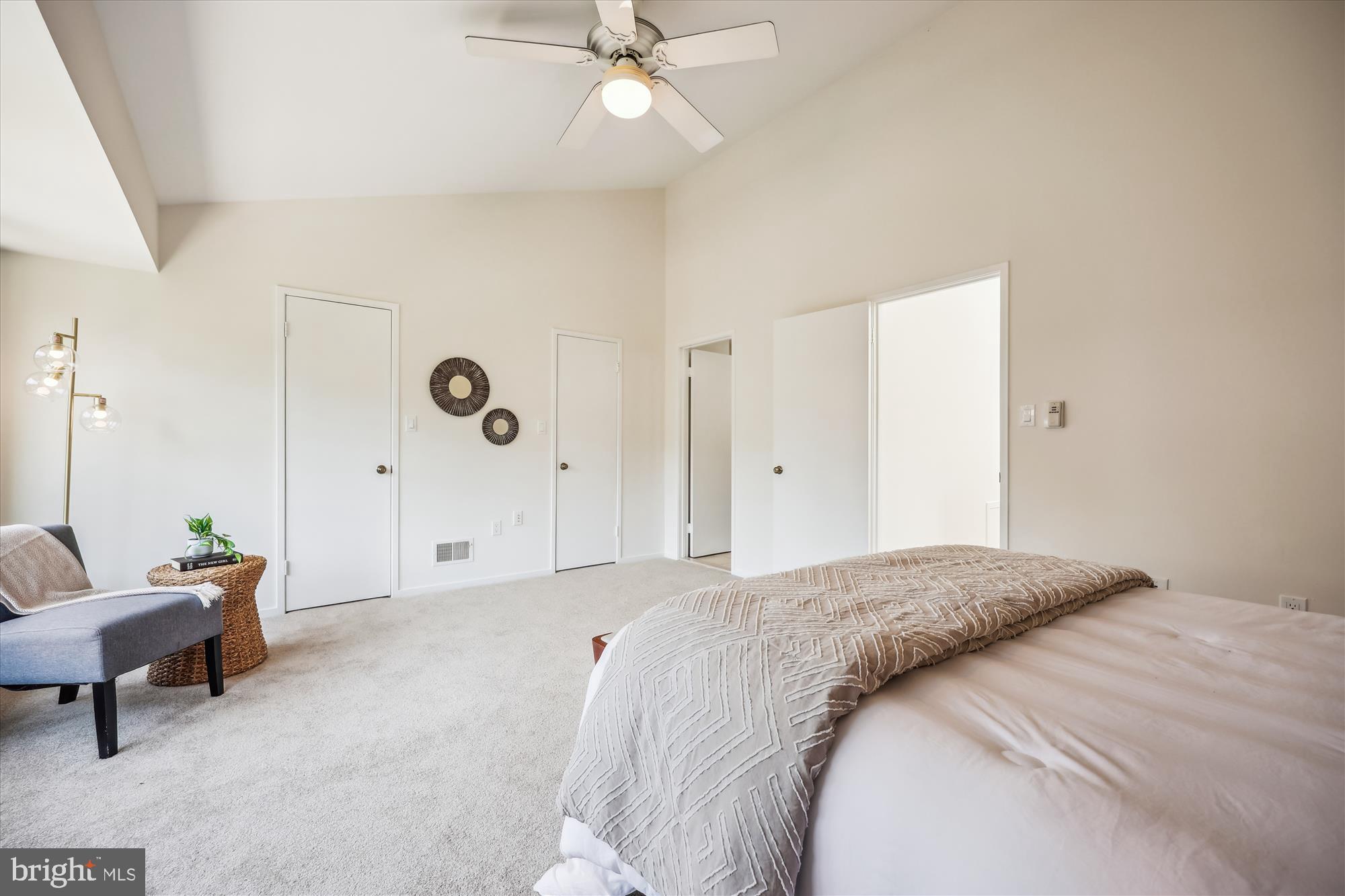 TIMBERLAWN - Residential