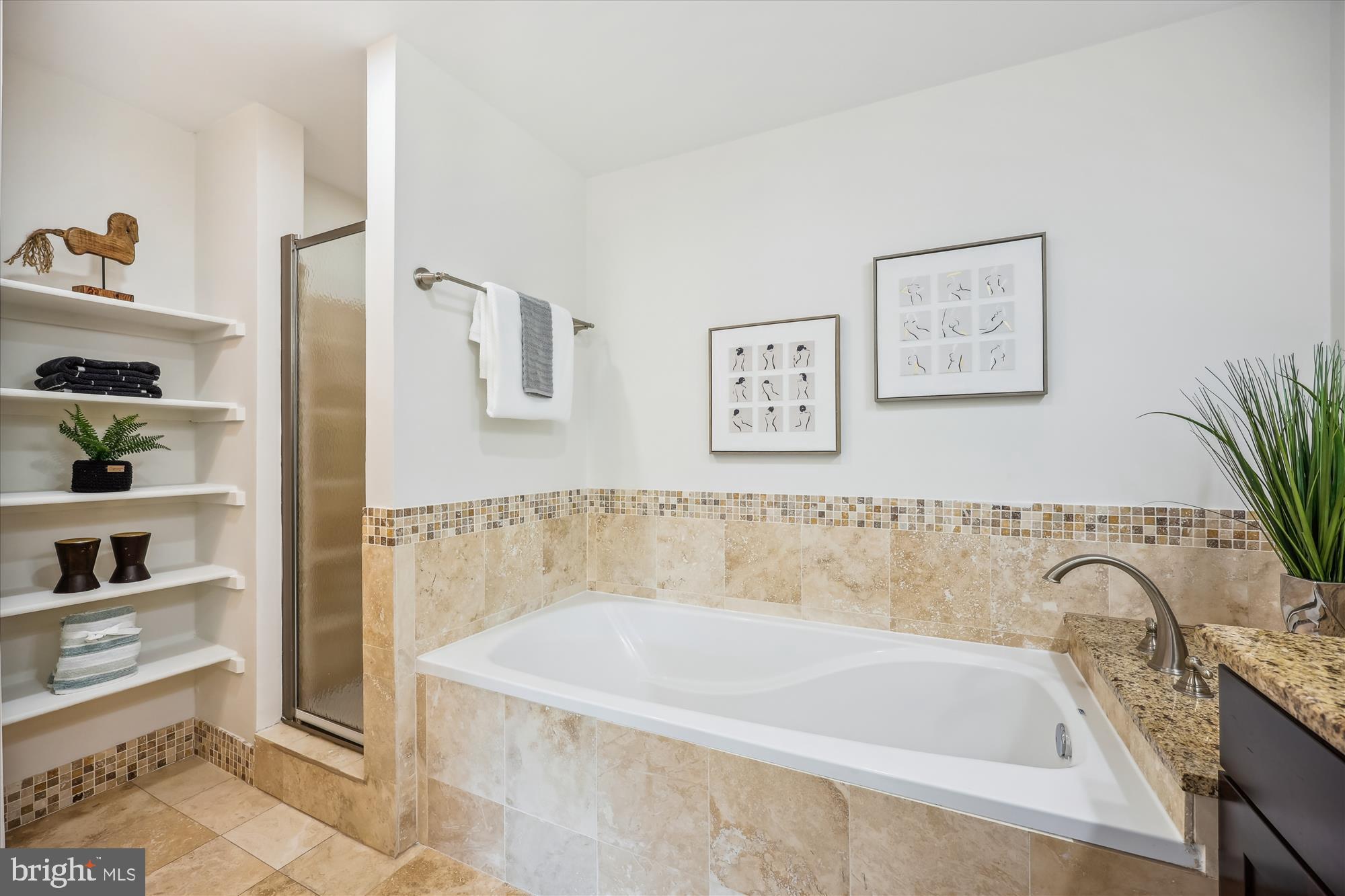 TIMBERLAWN - Residential