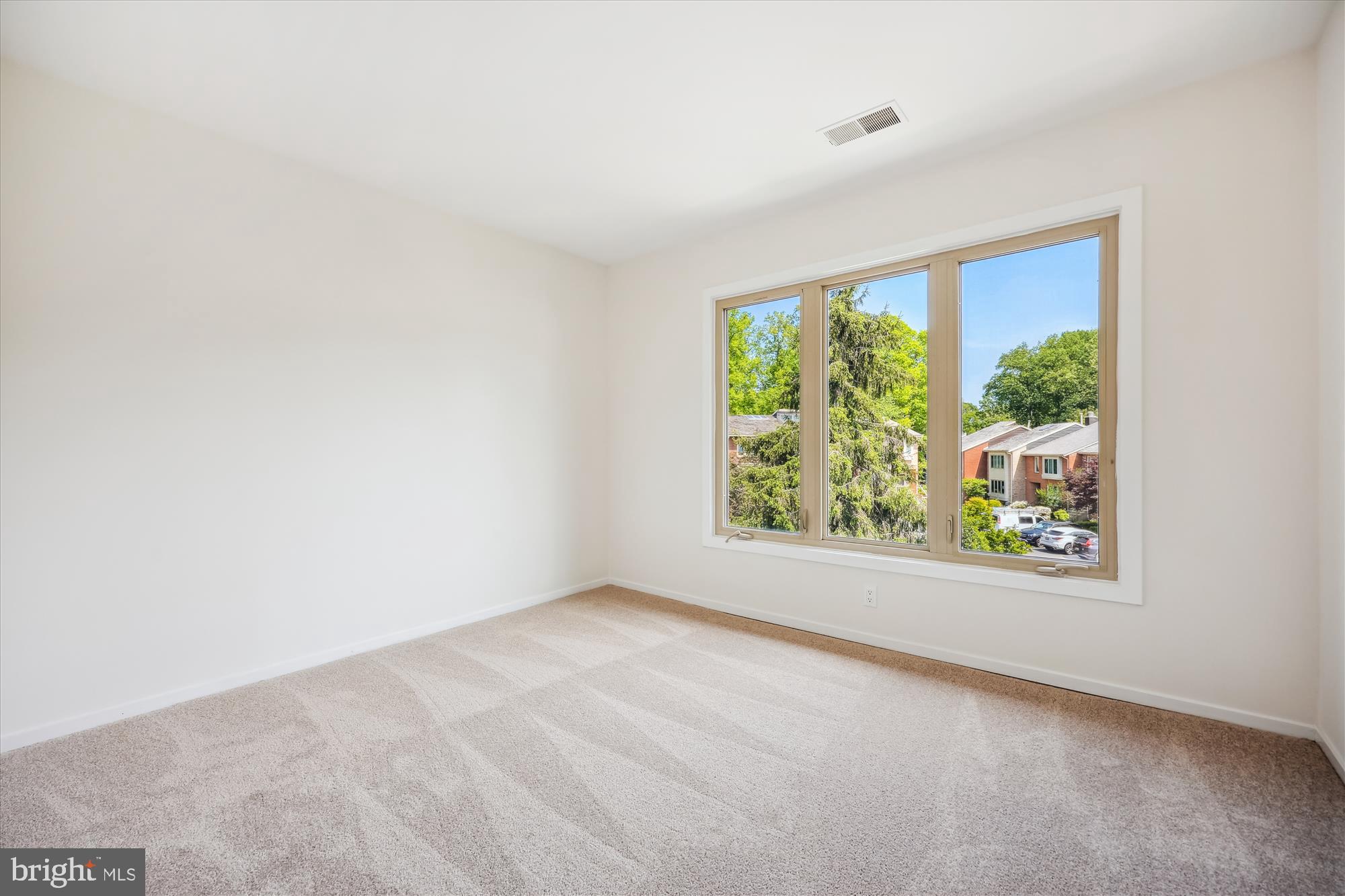 TIMBERLAWN - Residential