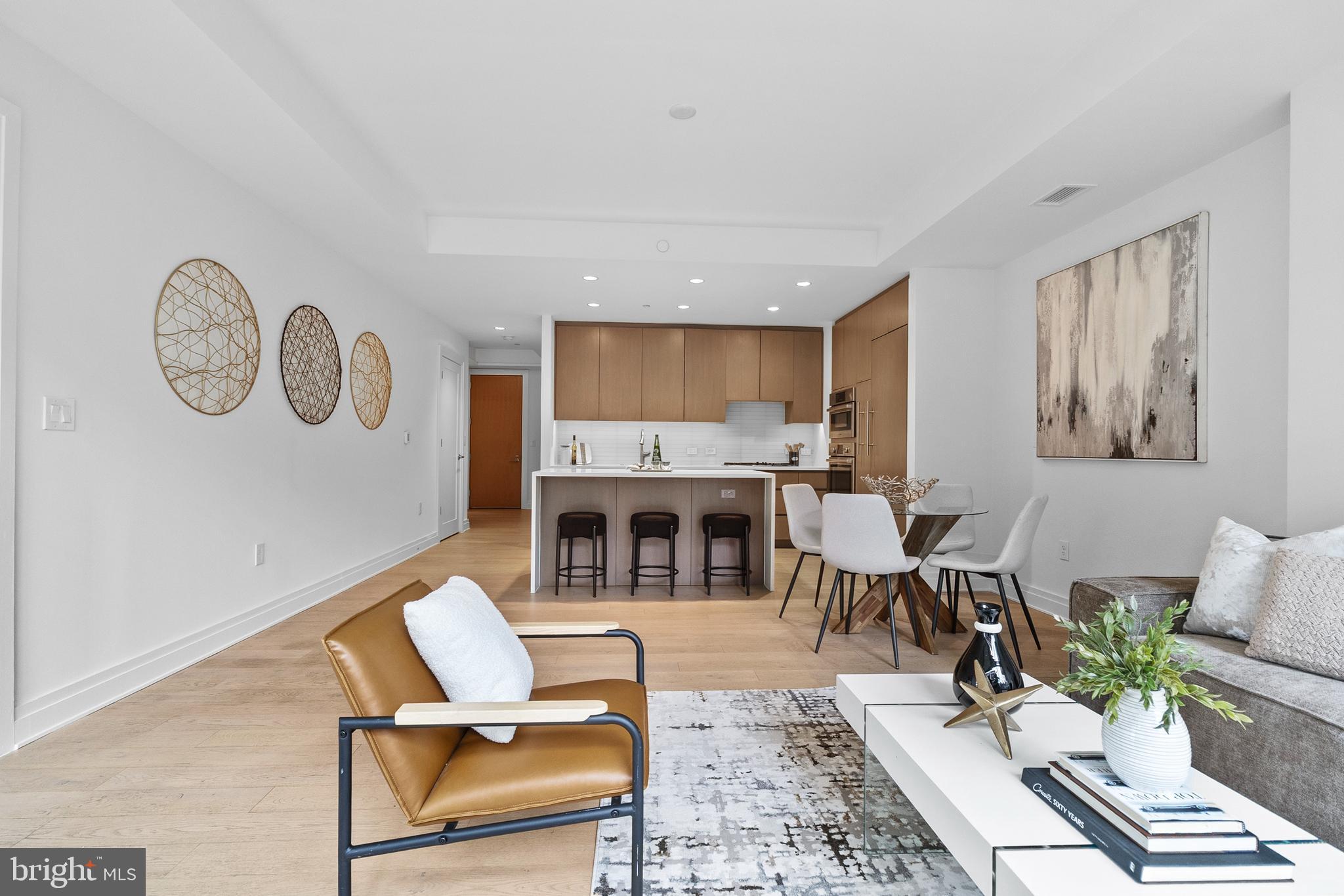 2501 M STREET NW T06