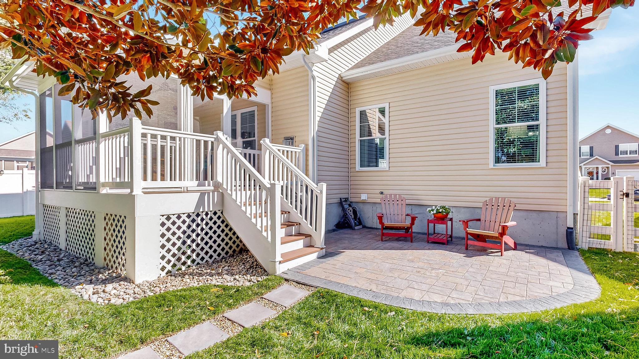 34791 MUTE SWAN LANE