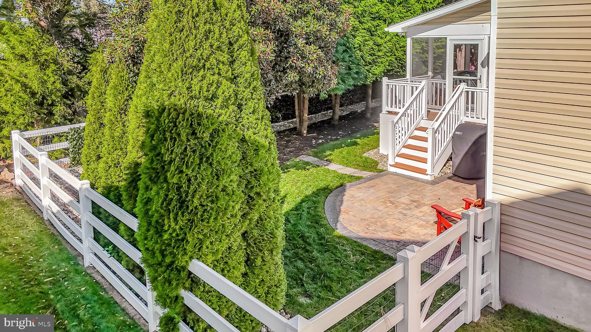 34791 MUTE SWAN LANE