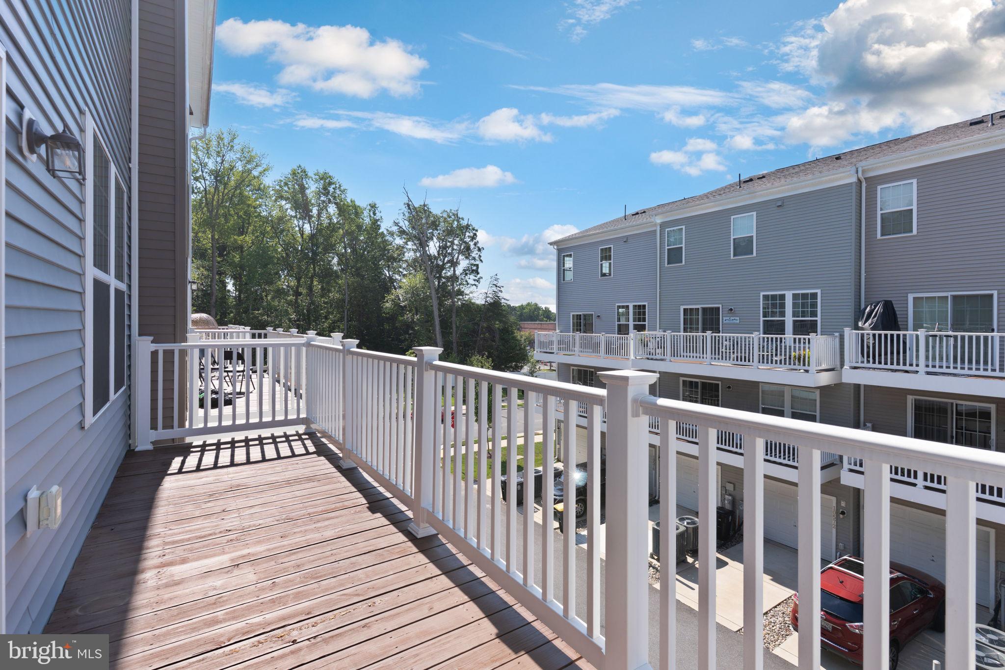 GLENN DALE COMMONS - Residential Lease