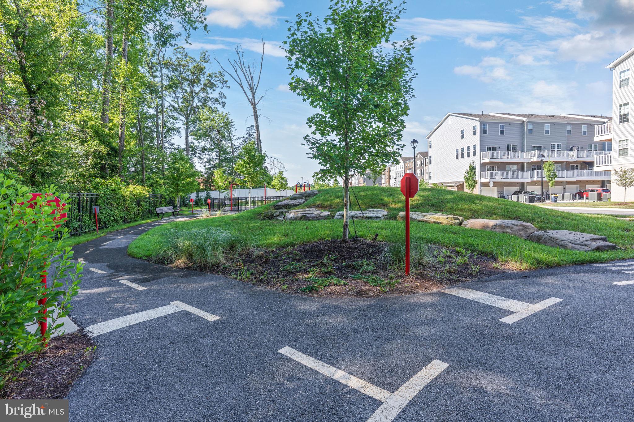 GLENN DALE COMMONS - Residential Lease