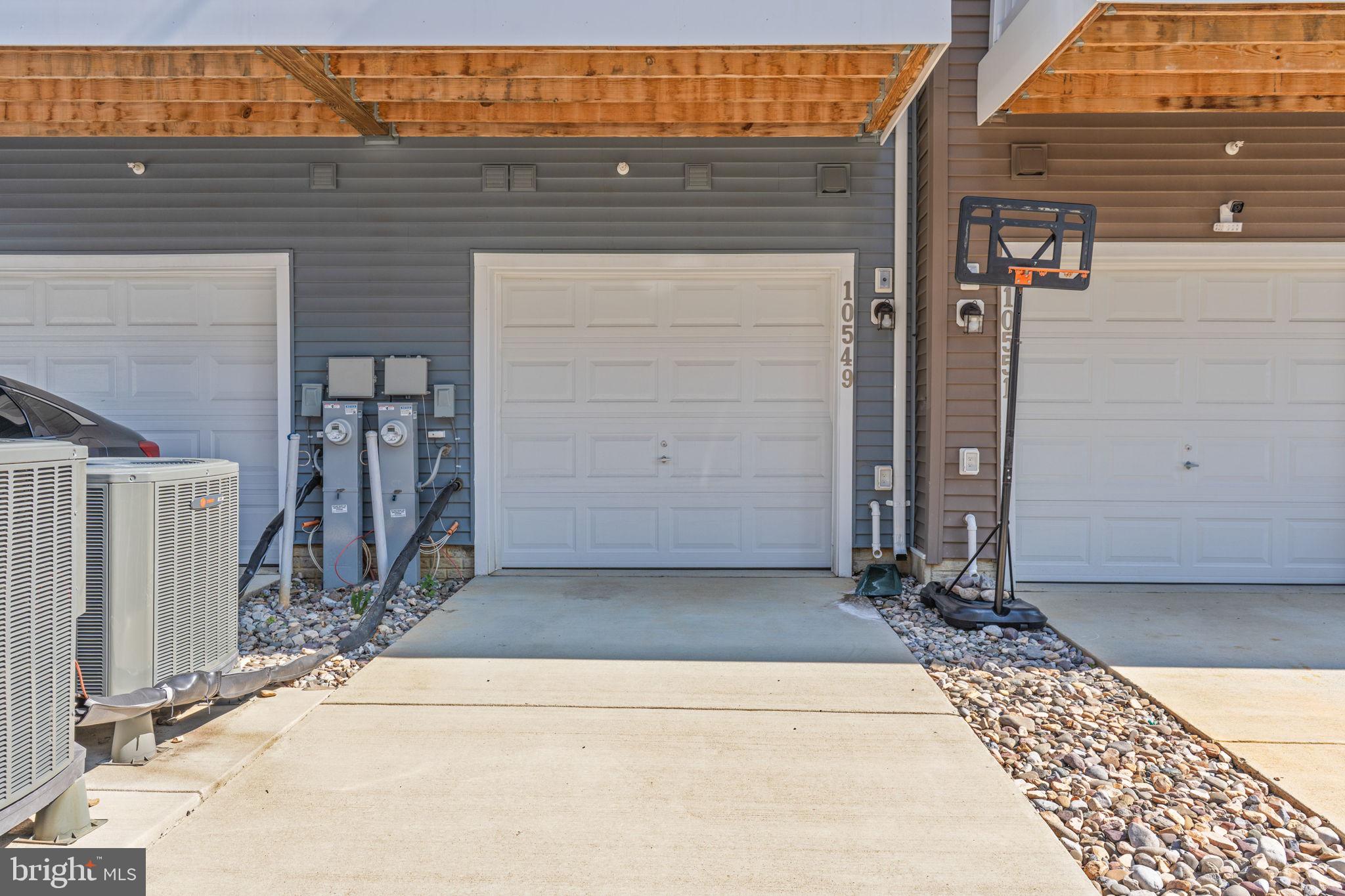 GLENN DALE COMMONS - Residential Lease