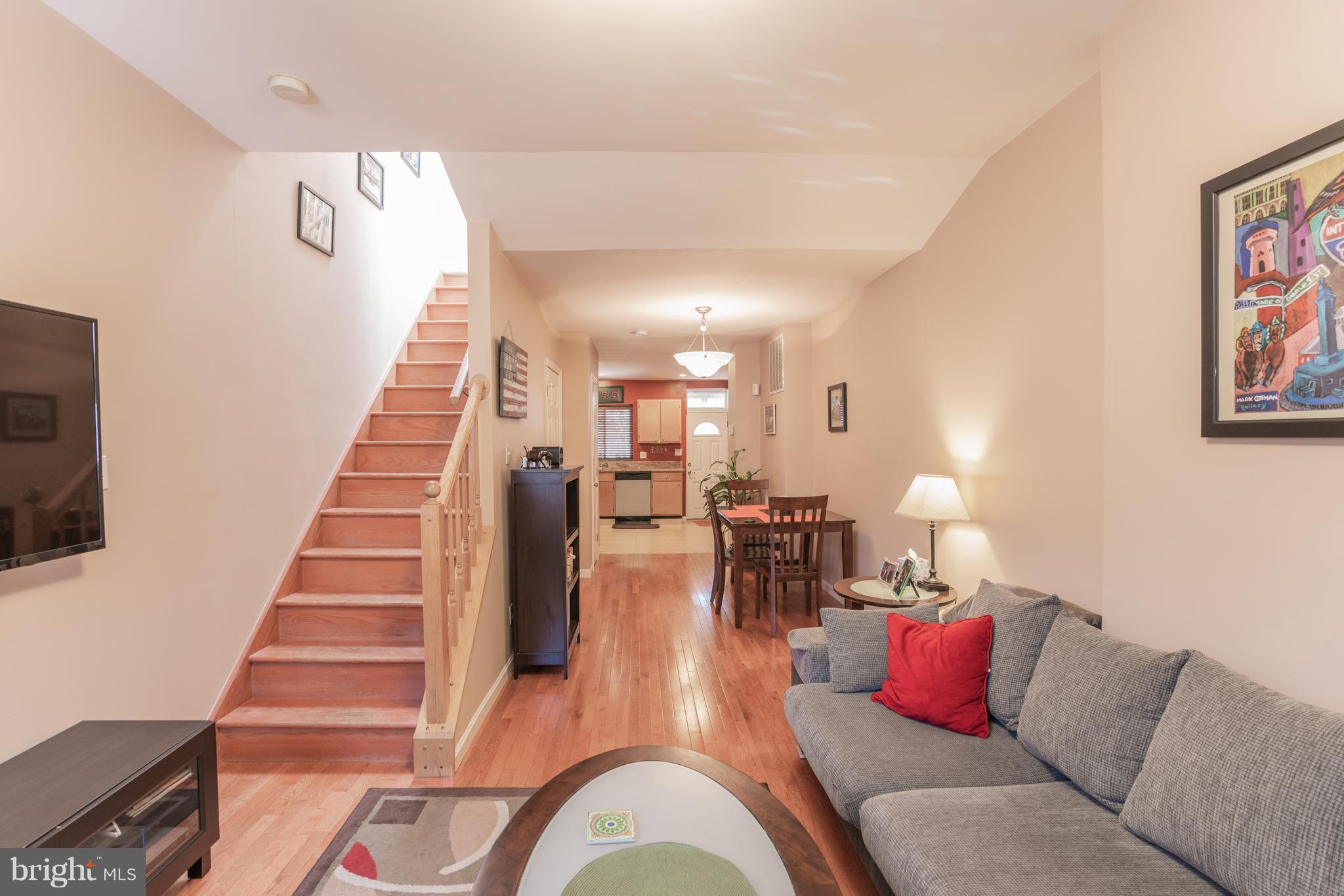 Nestled between both parks & on a one way street makes this well taken care of home even better. Home offers 2 br upstairs and a finished basement that can be a 3rd br. Half bath on the main lvl for easy entertaining. New roof & skylight in 2016. New HVAC 2015. New back exterior fence 2018. Great bang for the buck in 21224.