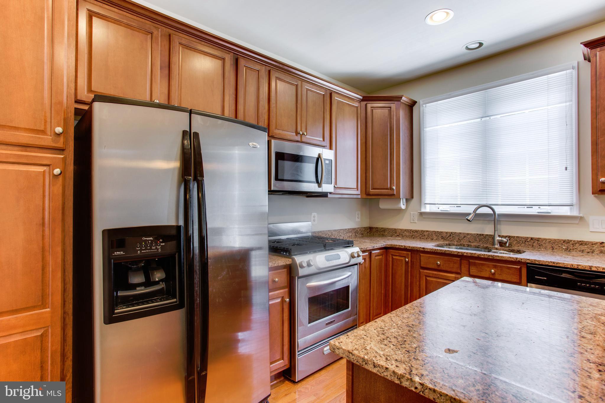 HIDDEN CREEK - Residential