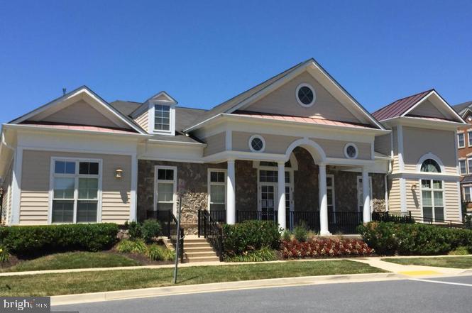 HIDDEN CREEK - Residential