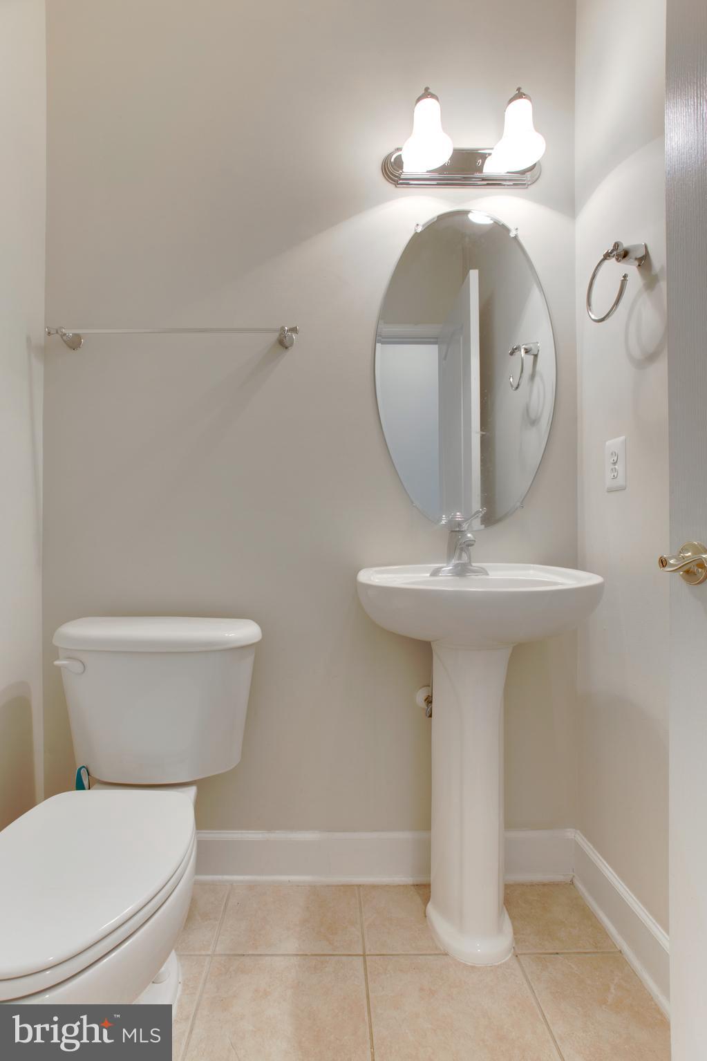 HIDDEN CREEK - Residential