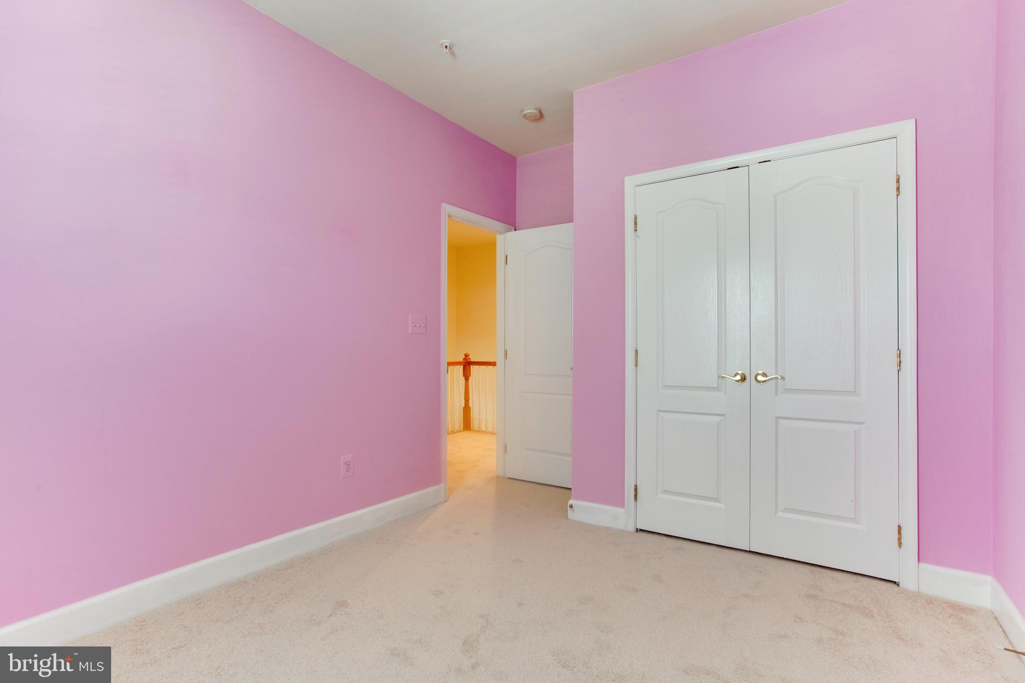 HIDDEN CREEK - Residential