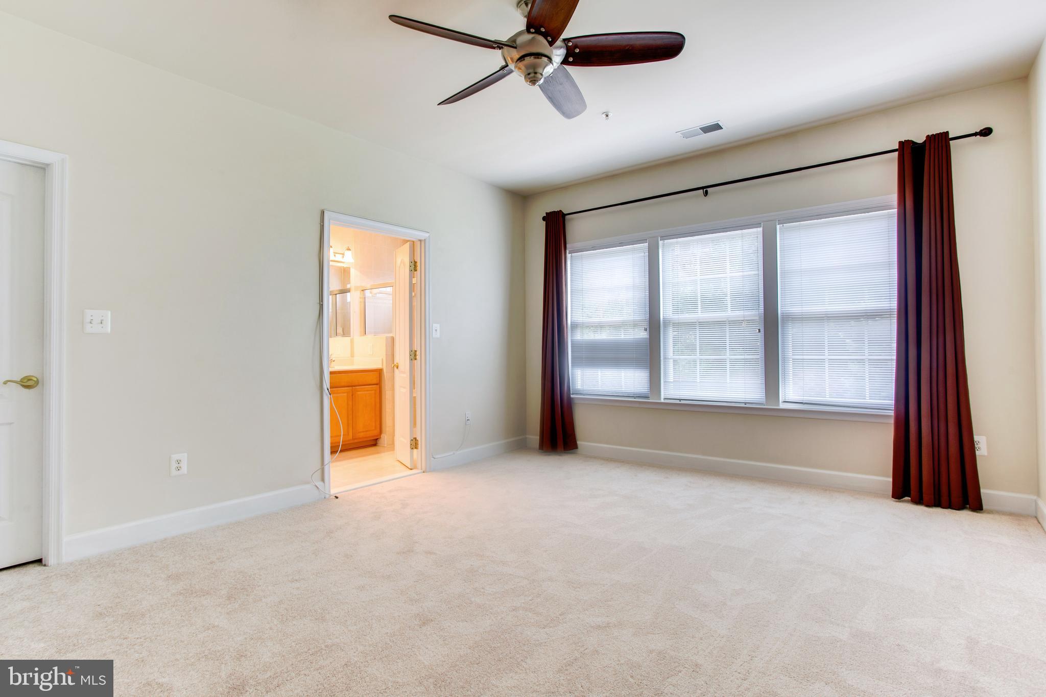 HIDDEN CREEK - Residential