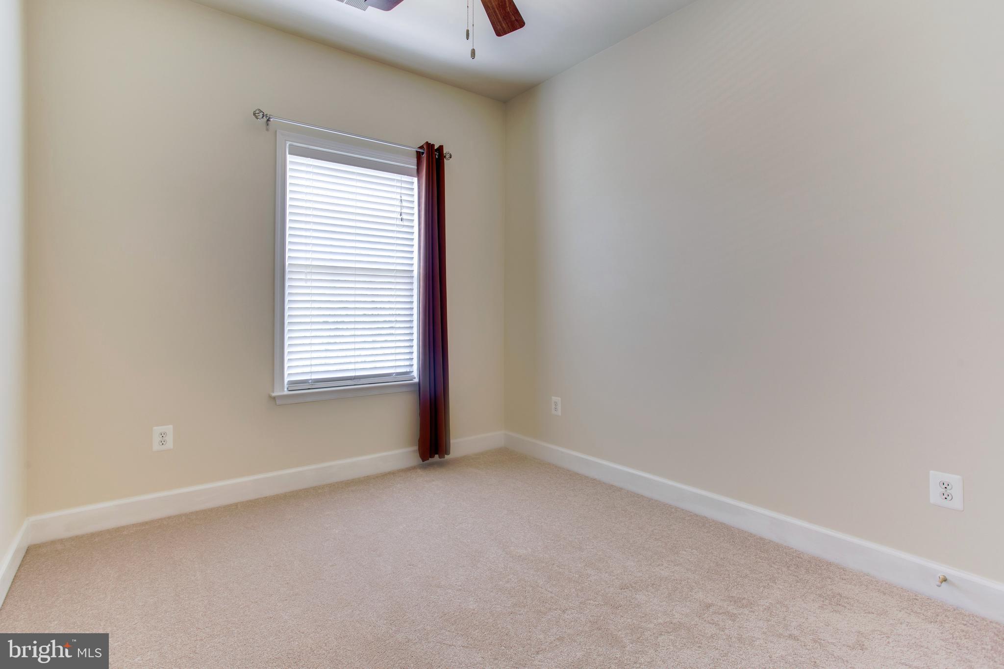 HIDDEN CREEK - Residential