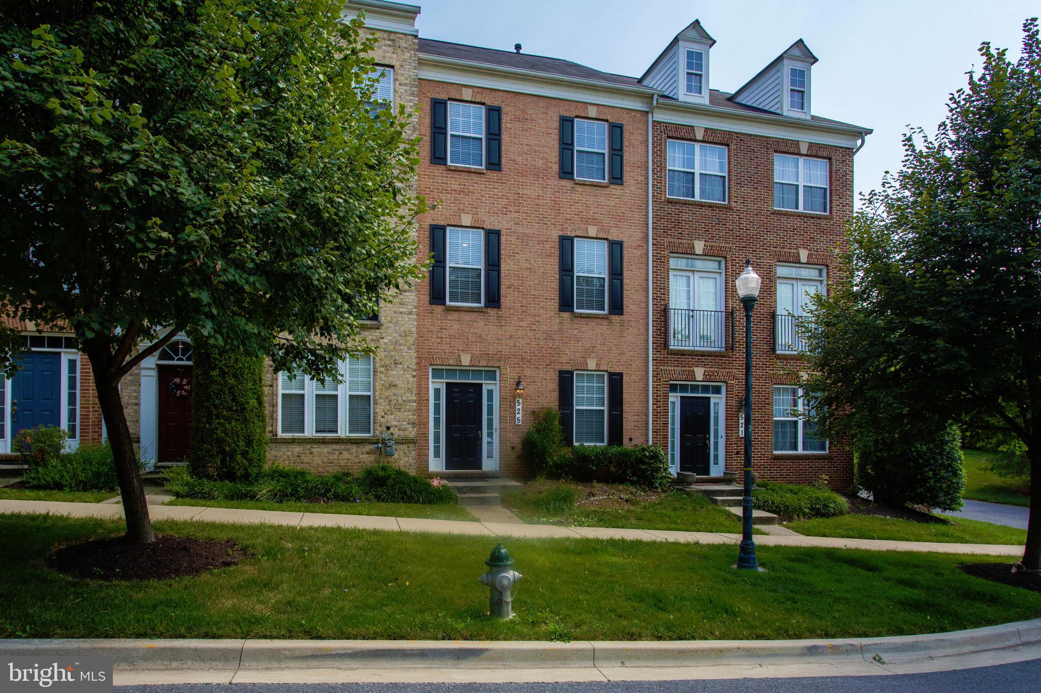 HIDDEN CREEK - Residential