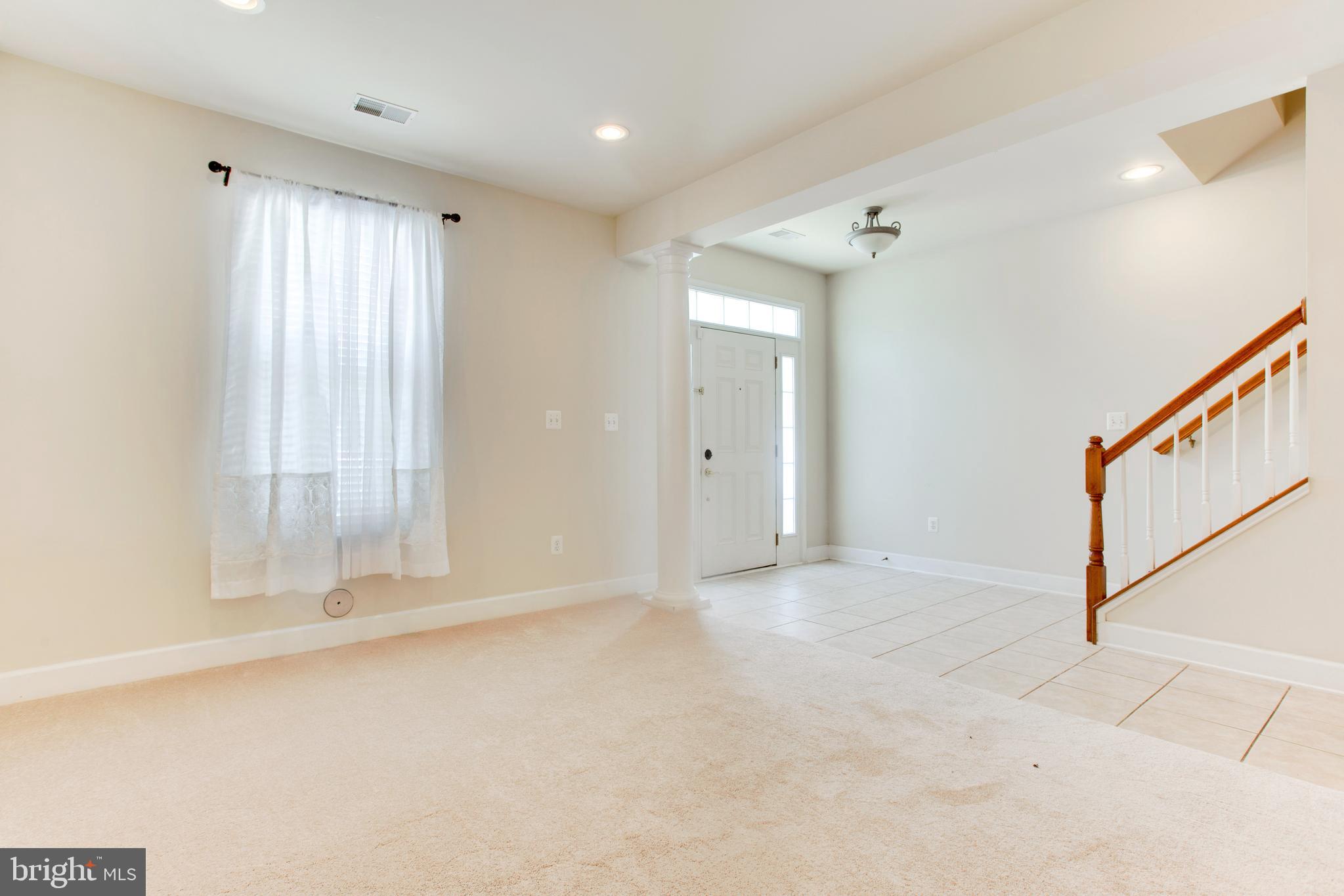 HIDDEN CREEK - Residential