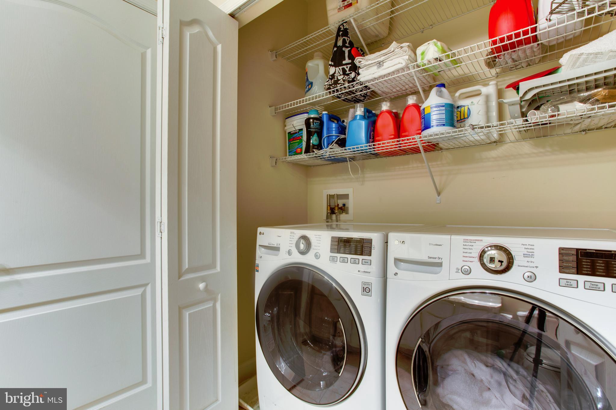 HIDDEN CREEK - Residential