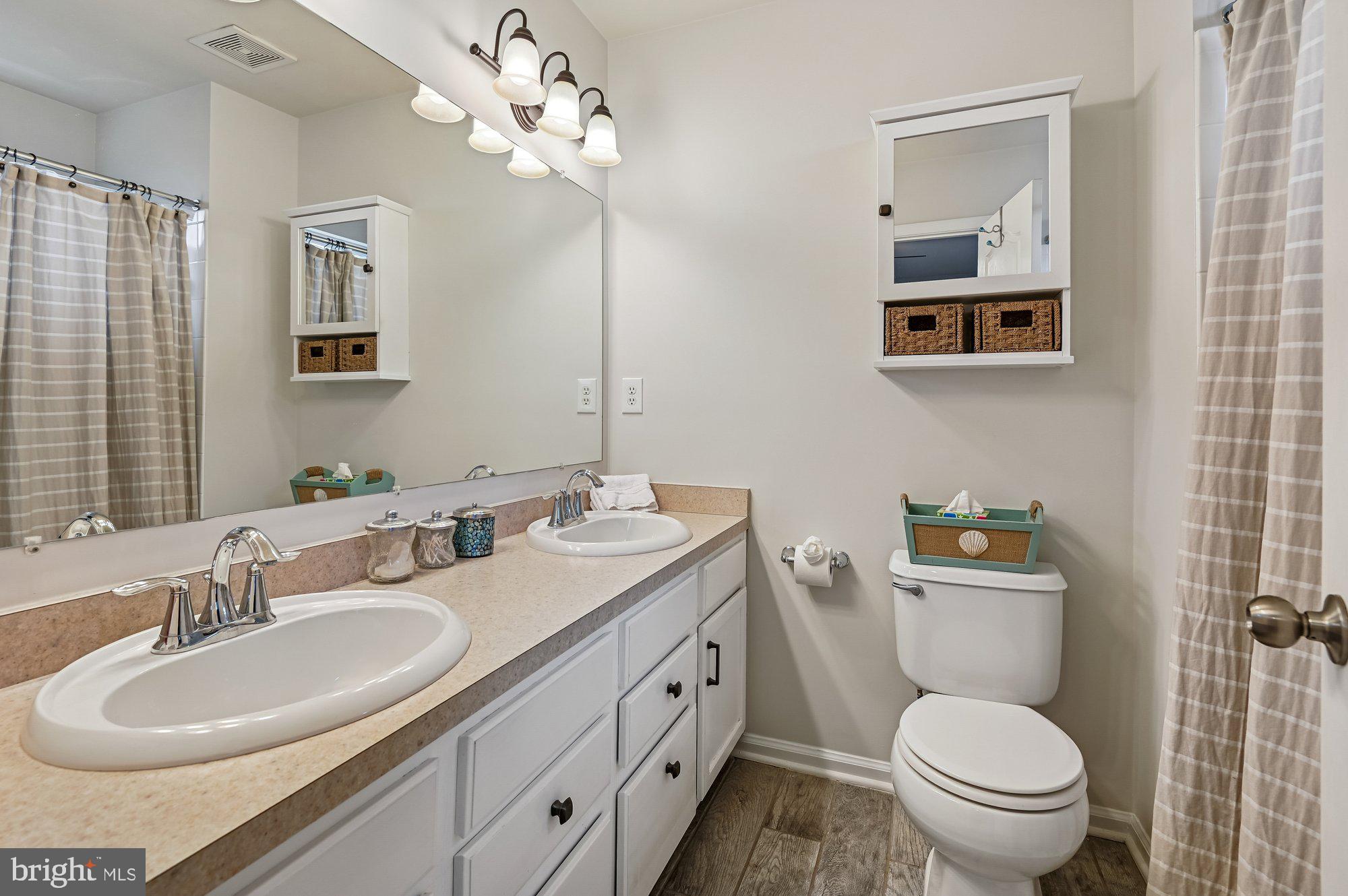 TANYARD SPRINGS - Residential