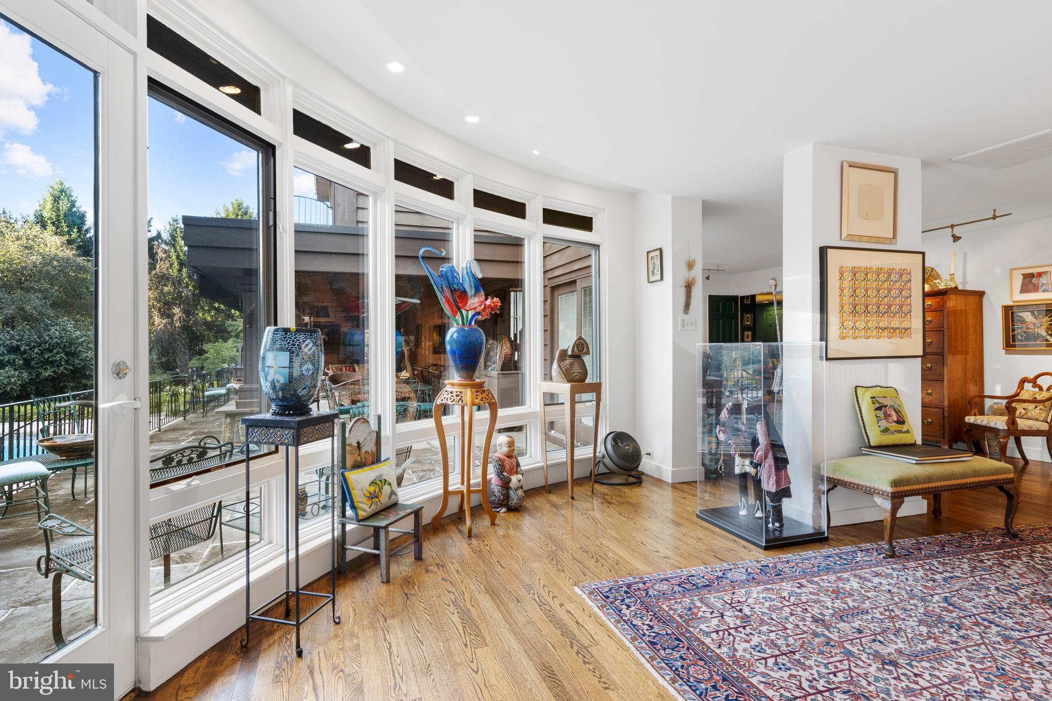 SCHOOL LANE HILLS - Residential