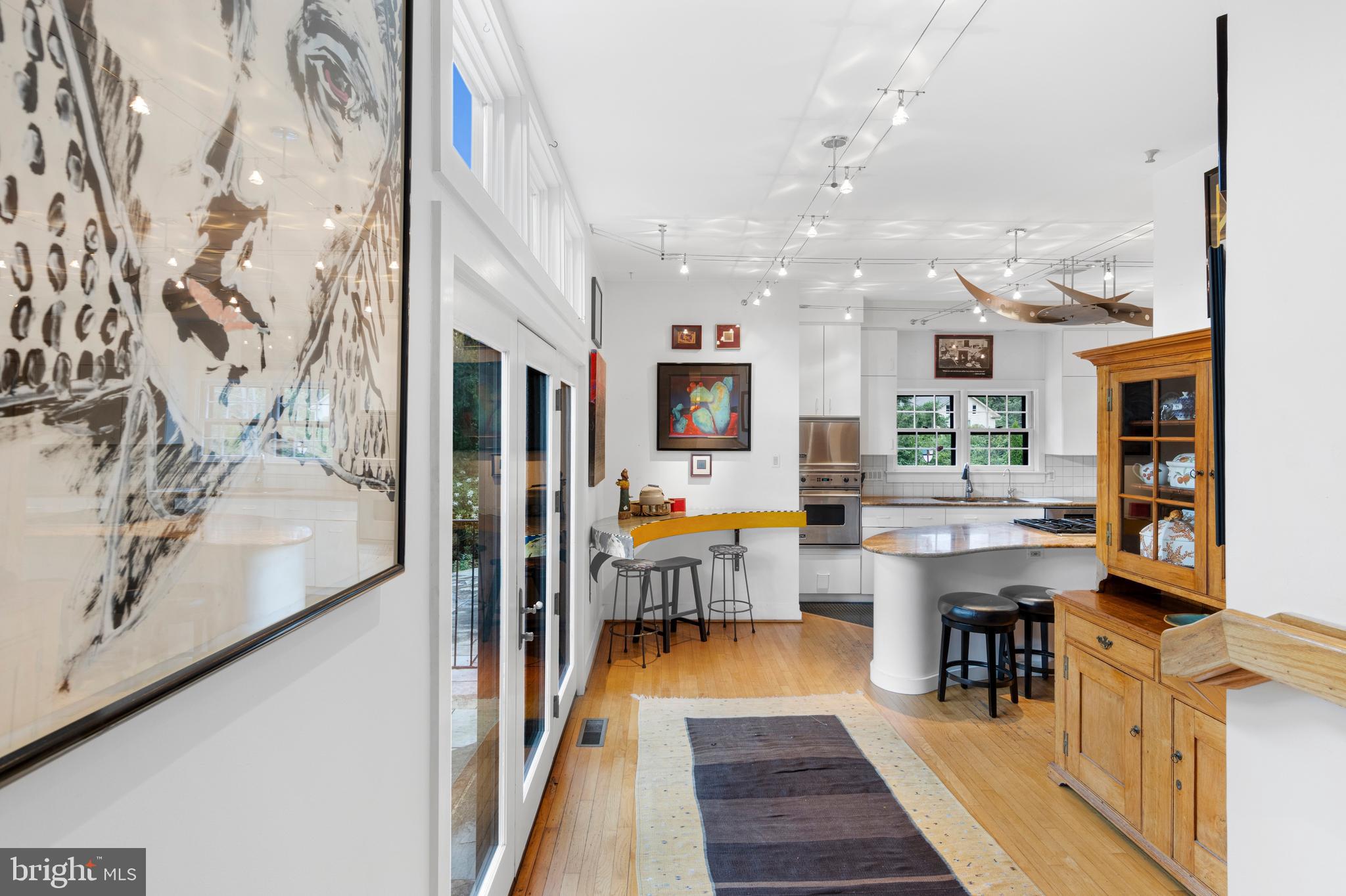 SCHOOL LANE HILLS - Residential