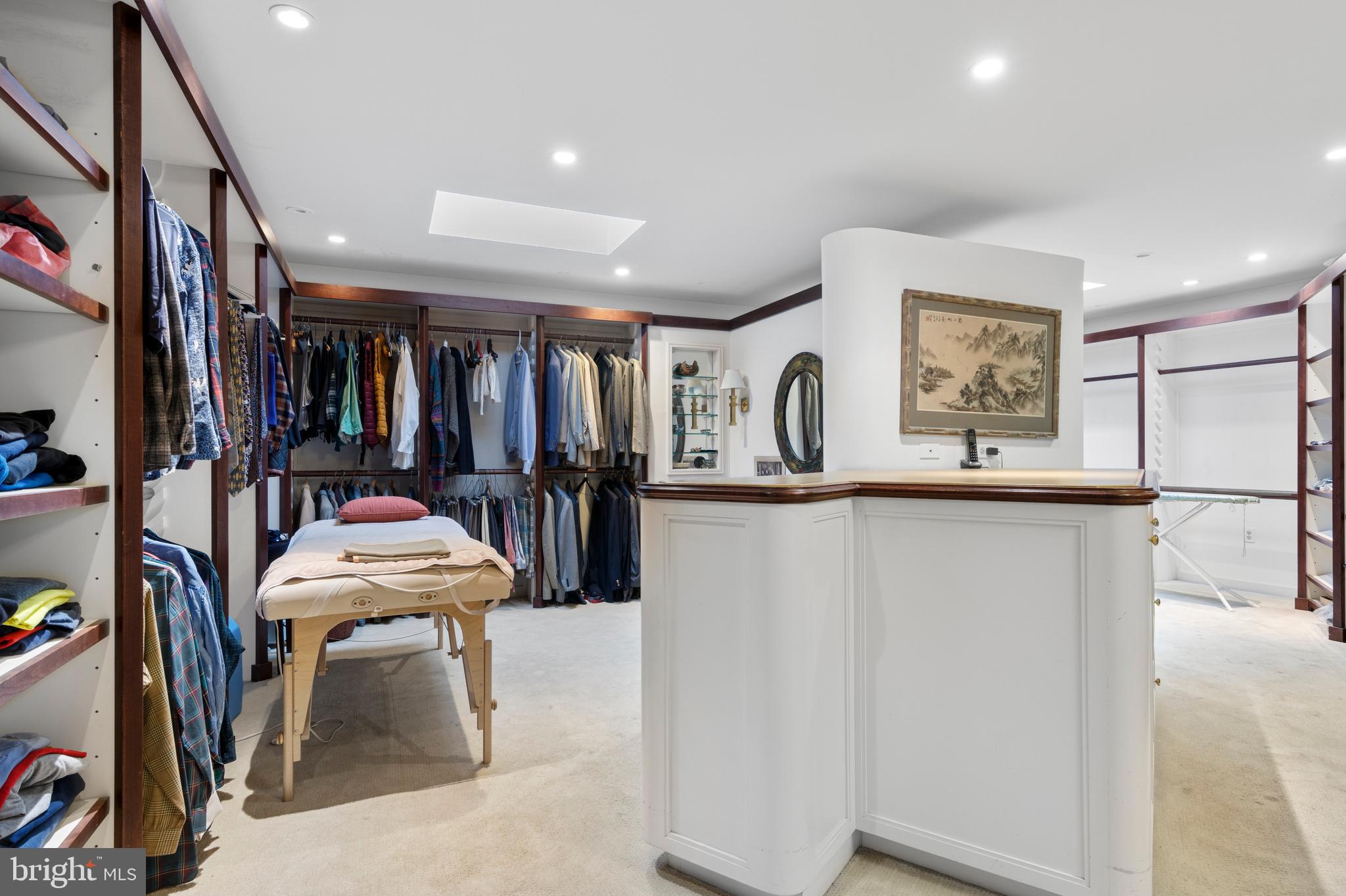 SCHOOL LANE HILLS - Residential