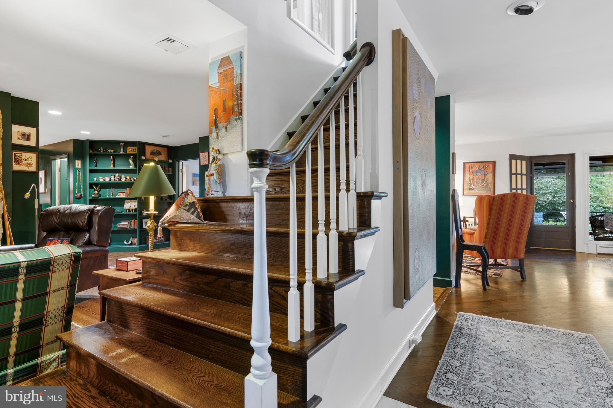 SCHOOL LANE HILLS - Residential