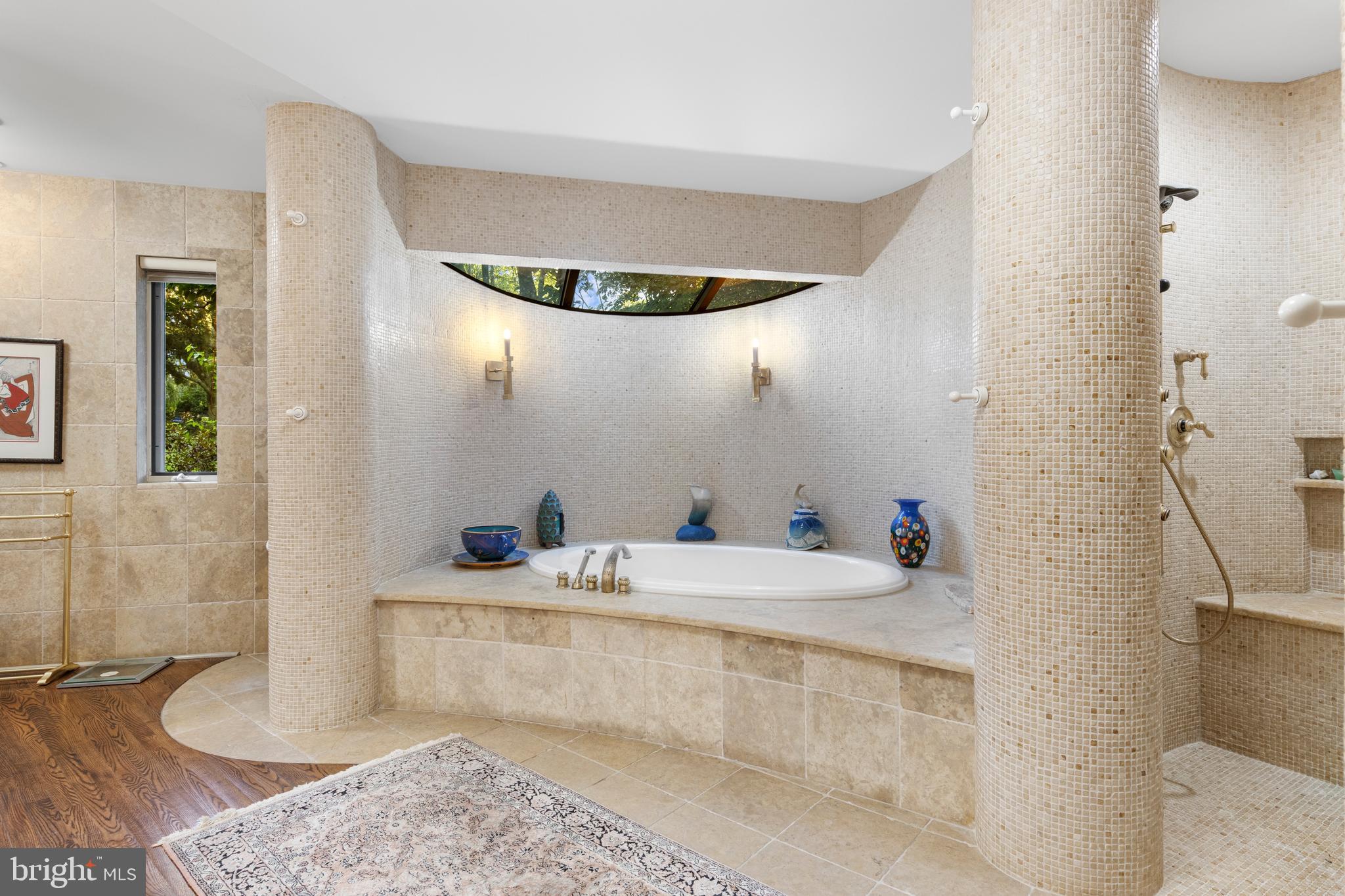 SCHOOL LANE HILLS - Residential