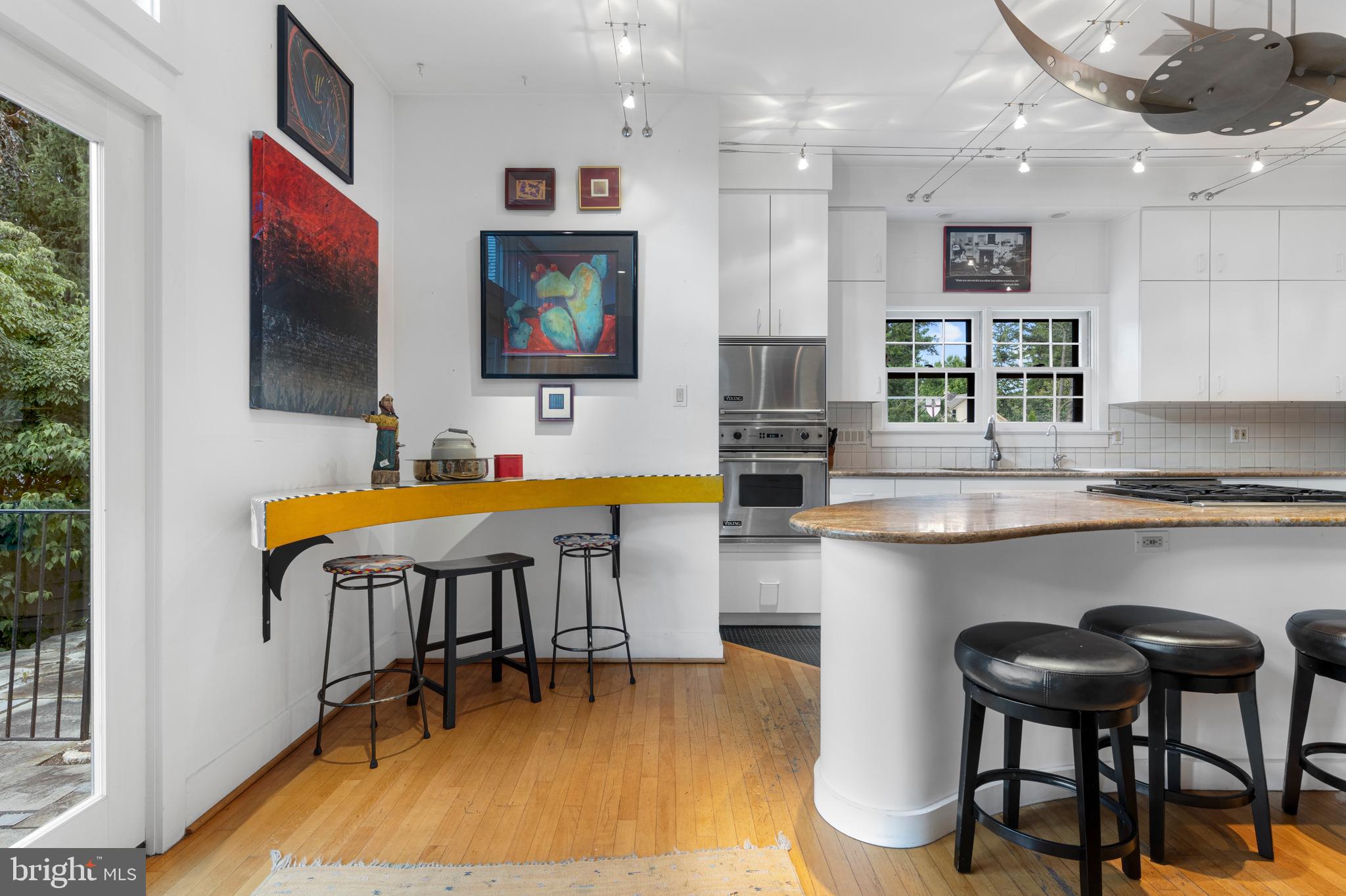 SCHOOL LANE HILLS - Residential