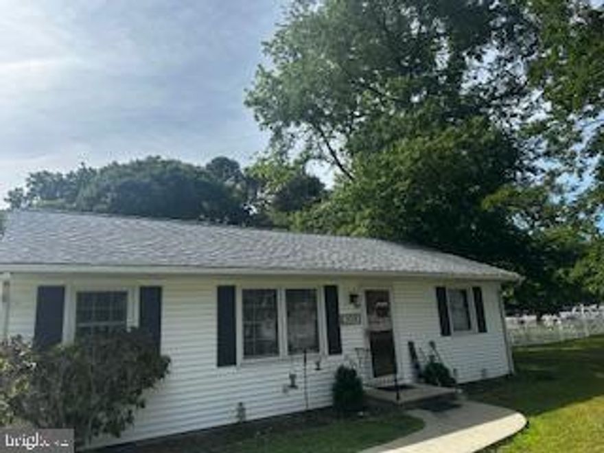 MULTIPLE OFFERS - ALL OFFERS NEED TO BE TO LA BY 12 PM 5/30/25 FOR CONSIDERATION        INVESTOR ALERT!!  This property would make a great rental or flip property.  There is black mold in the bathroom which will require a complete gut and replace.  The electric panel failed and will need to be replaced.  The main line to the Septic is still cast iron and needs replacing.  All other plumbing has been switched to PVC.  Other than these problems it's in good condition.  The roof, HVAC, windows were new in 2019.  The owner also replaced the rear roof shingles when she purchased it. Hardwood floors throughout, except in kitchen/eating area - this was replaced upon purchase with LVP.