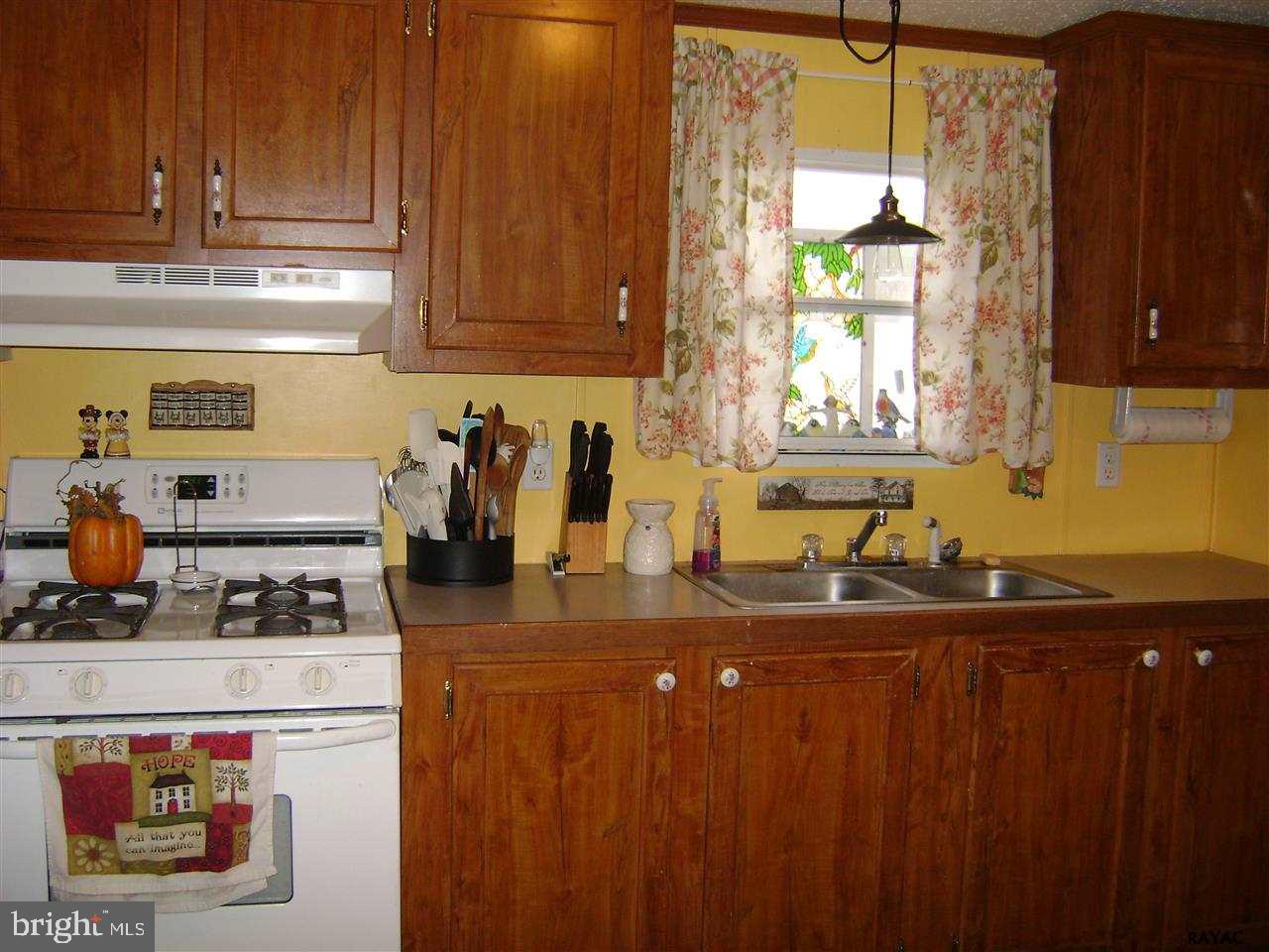 WALNUT GROVE - Residential