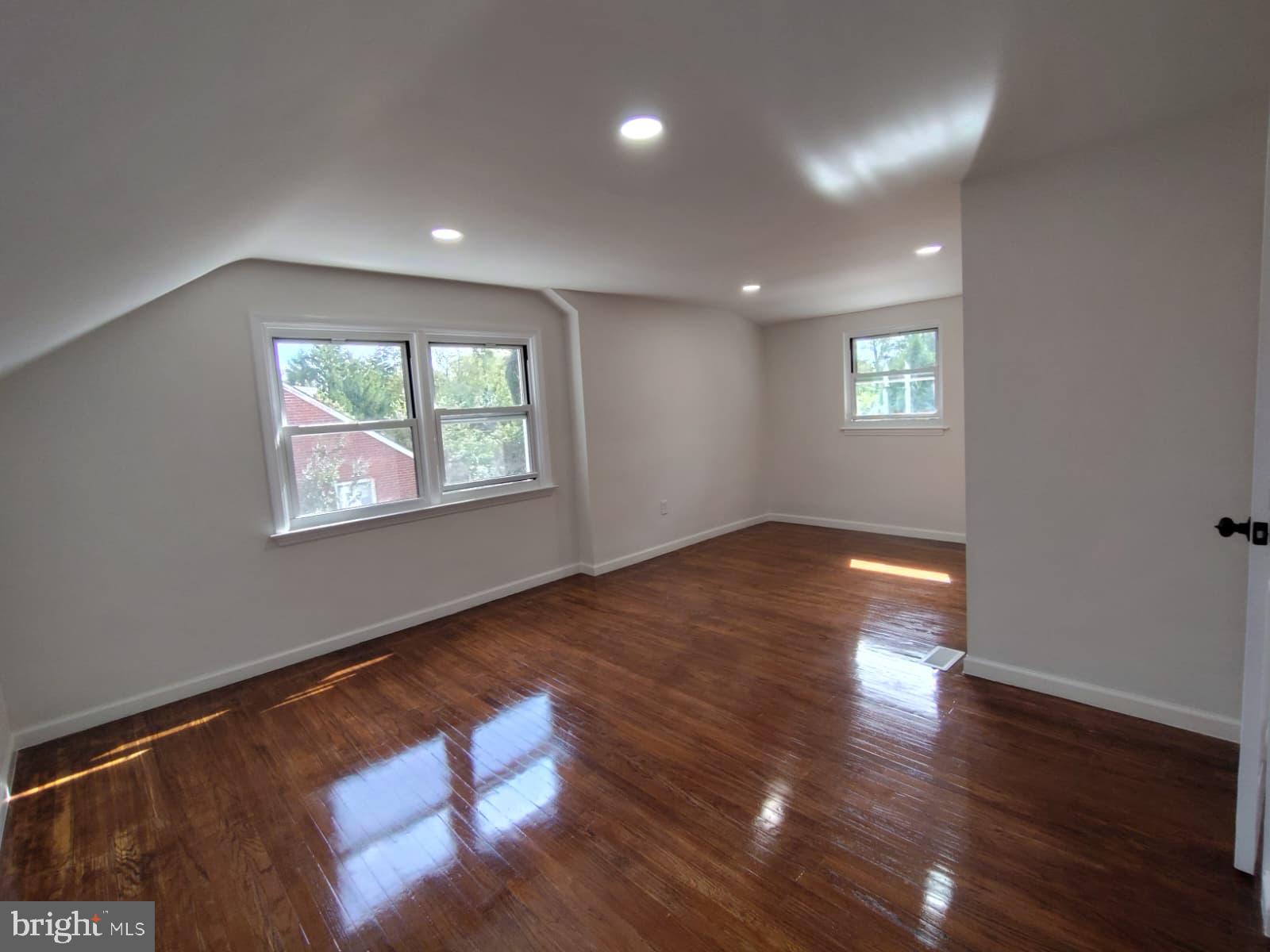 SPRINGFIELD - Residential