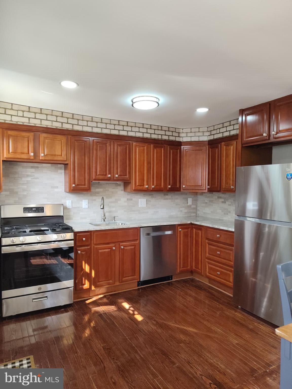 SPRINGFIELD - Residential