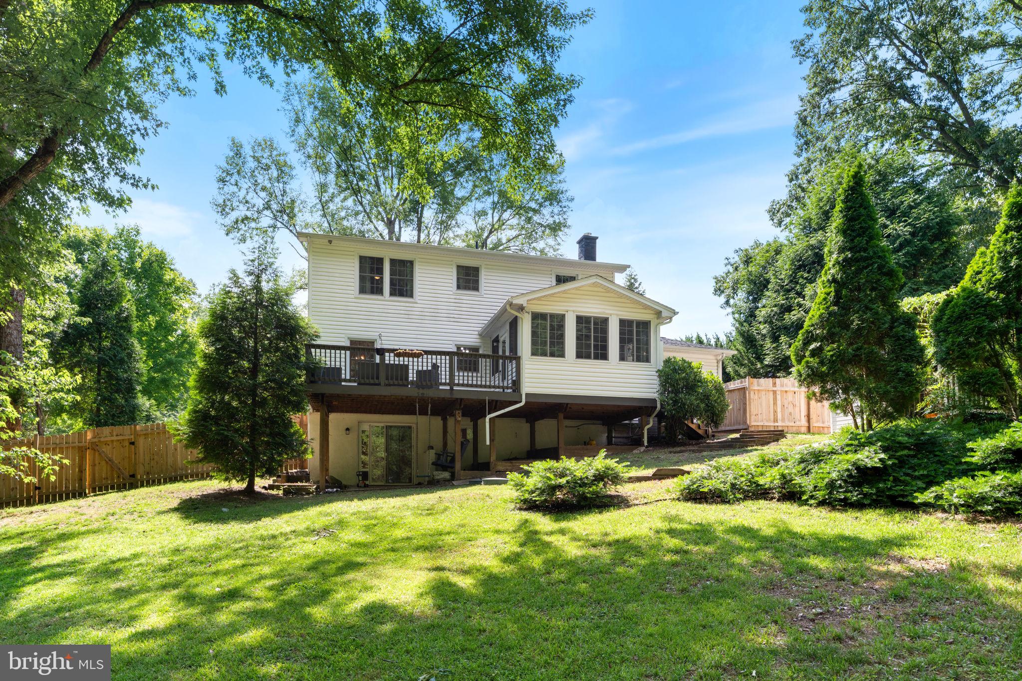 30020 TOMAHAWK COURT