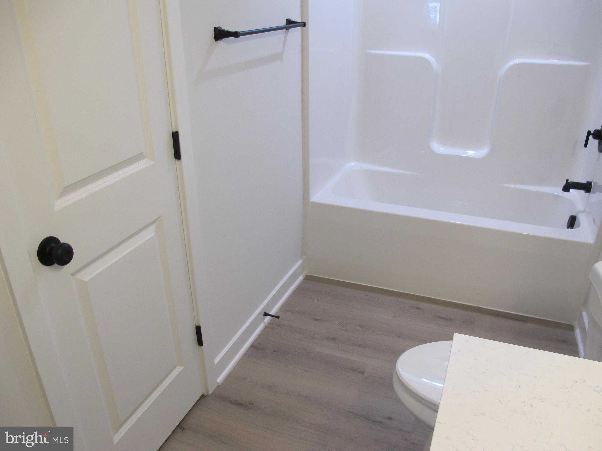 CLASSIC SHORES - Residential