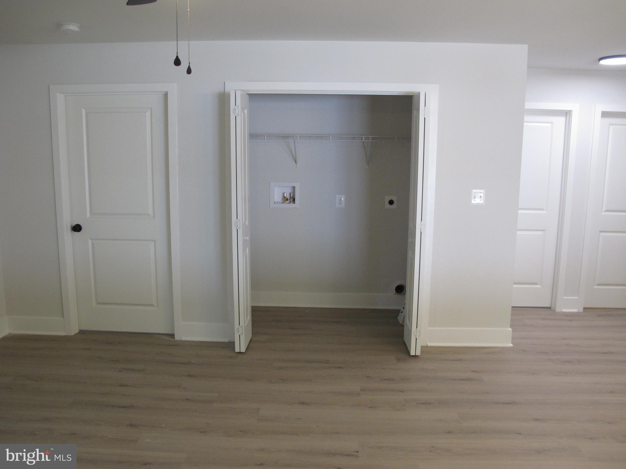 CLASSIC SHORES - Residential