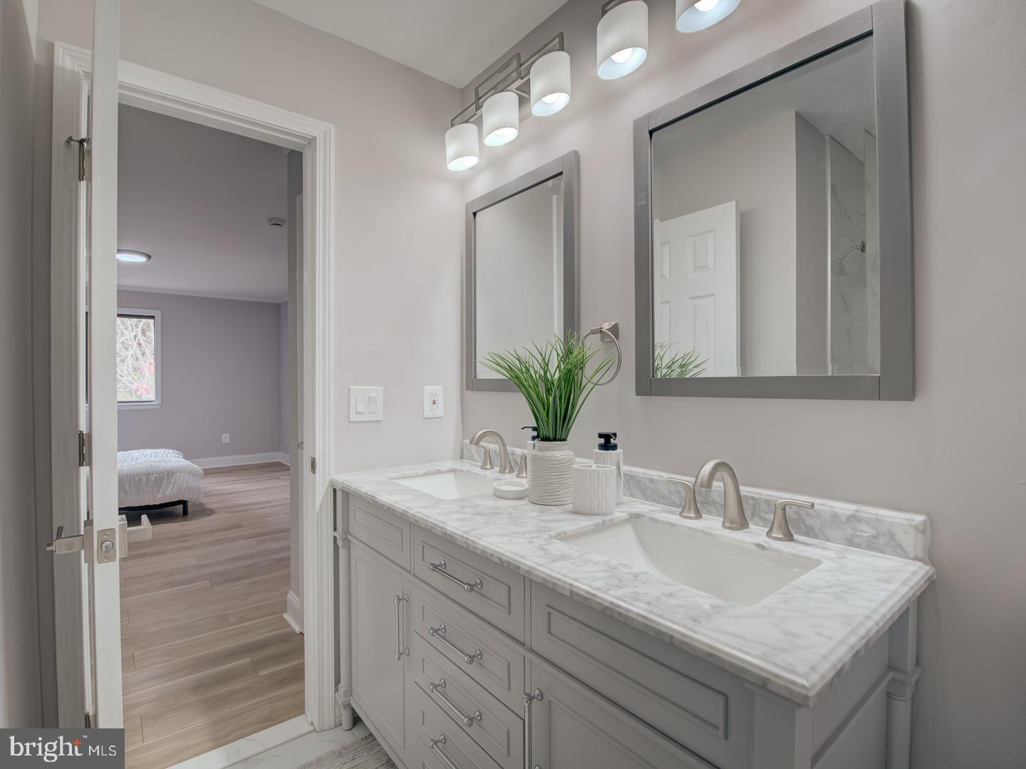 CHURCHILL TOWN SECTOR - Residential Lease