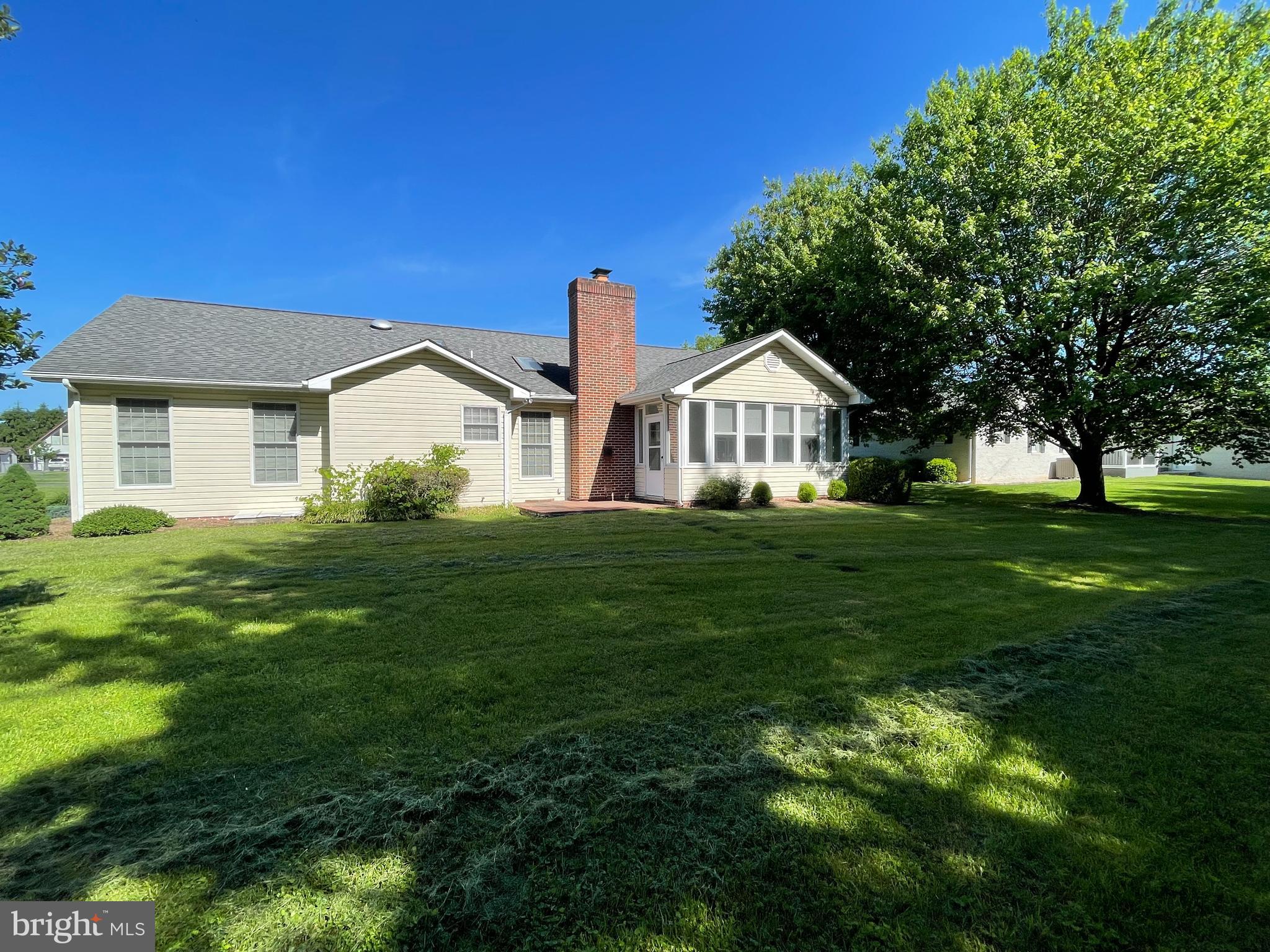 MOUNTAIN VIEW - Residential