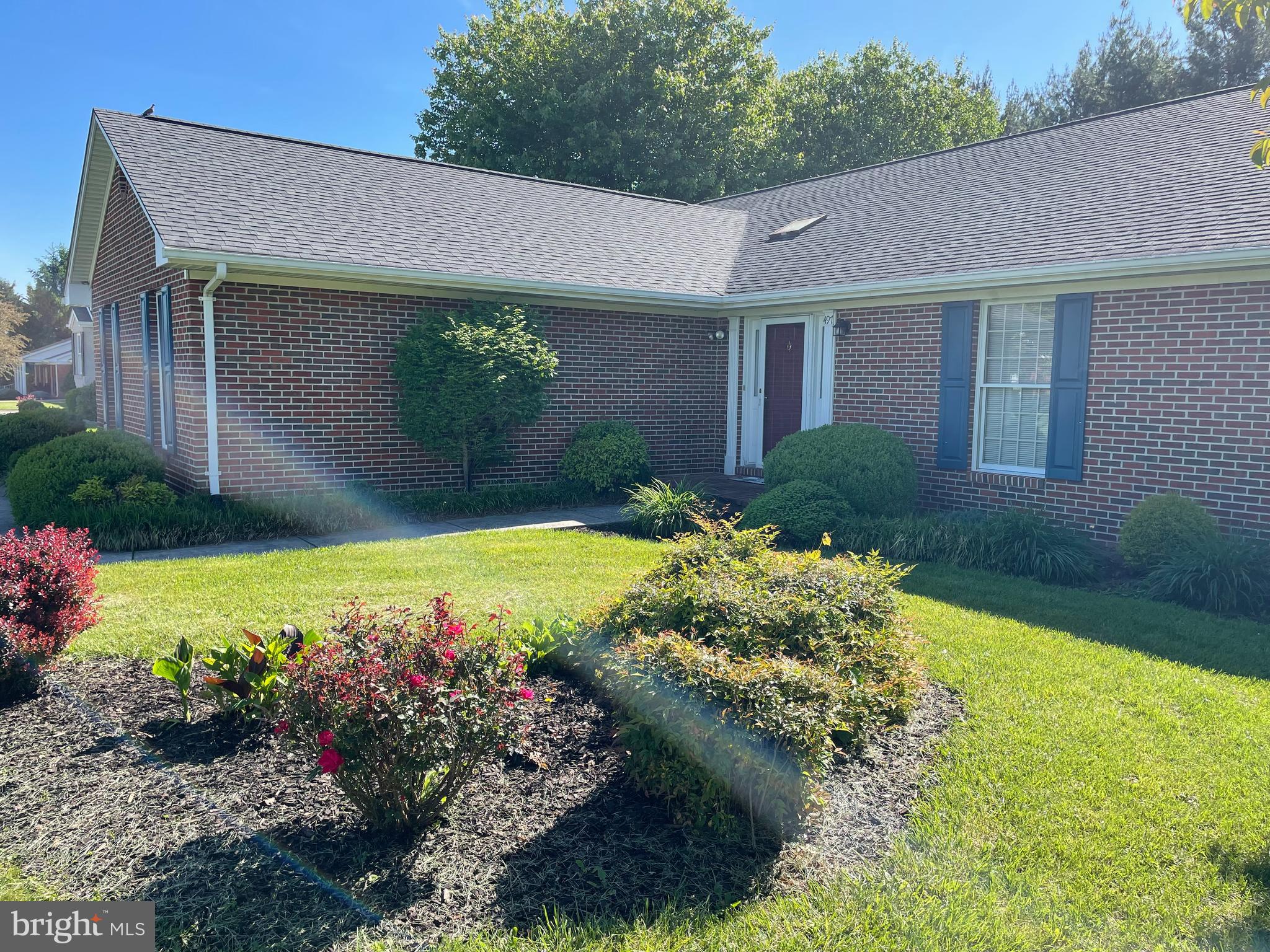 MOUNTAIN VIEW - Residential