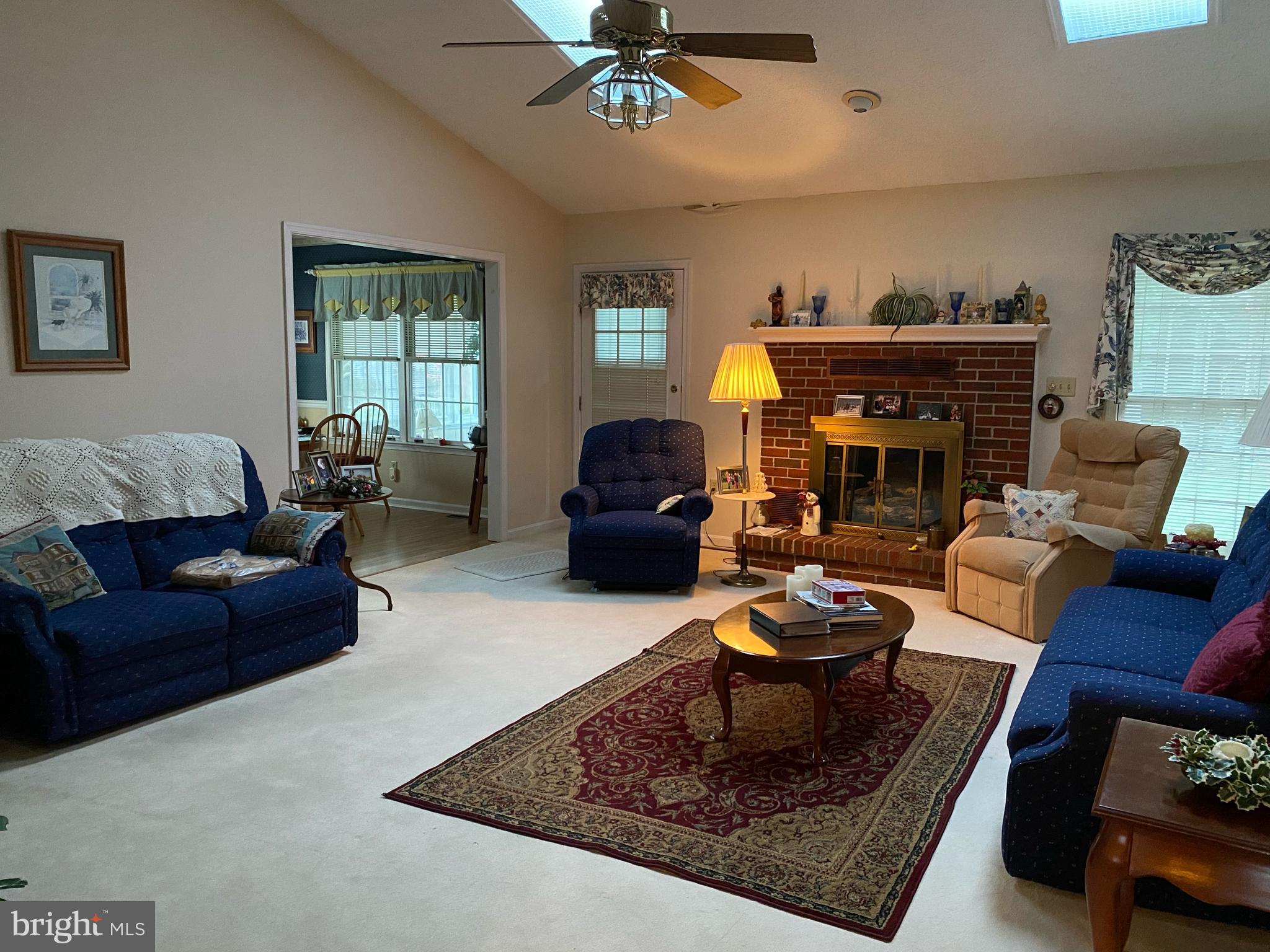 MOUNTAIN VIEW - Residential