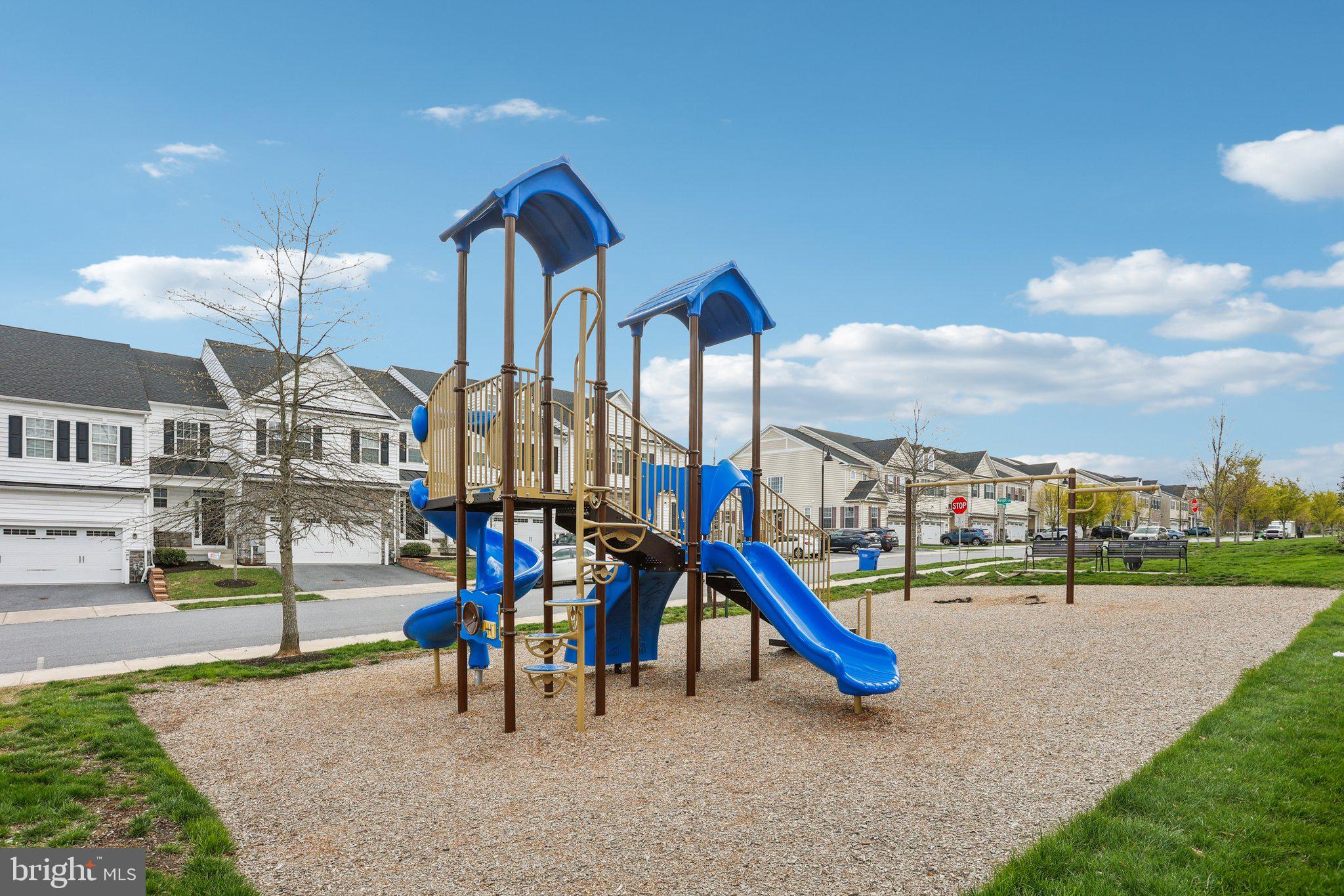 THE RES AT ROSE TREE - Residential