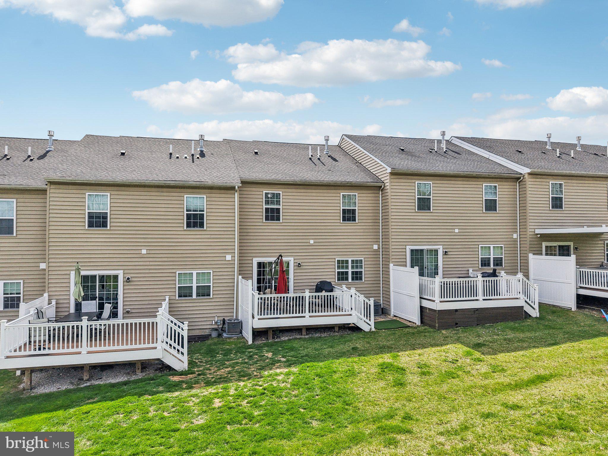 THE RES AT ROSE TREE - Residential