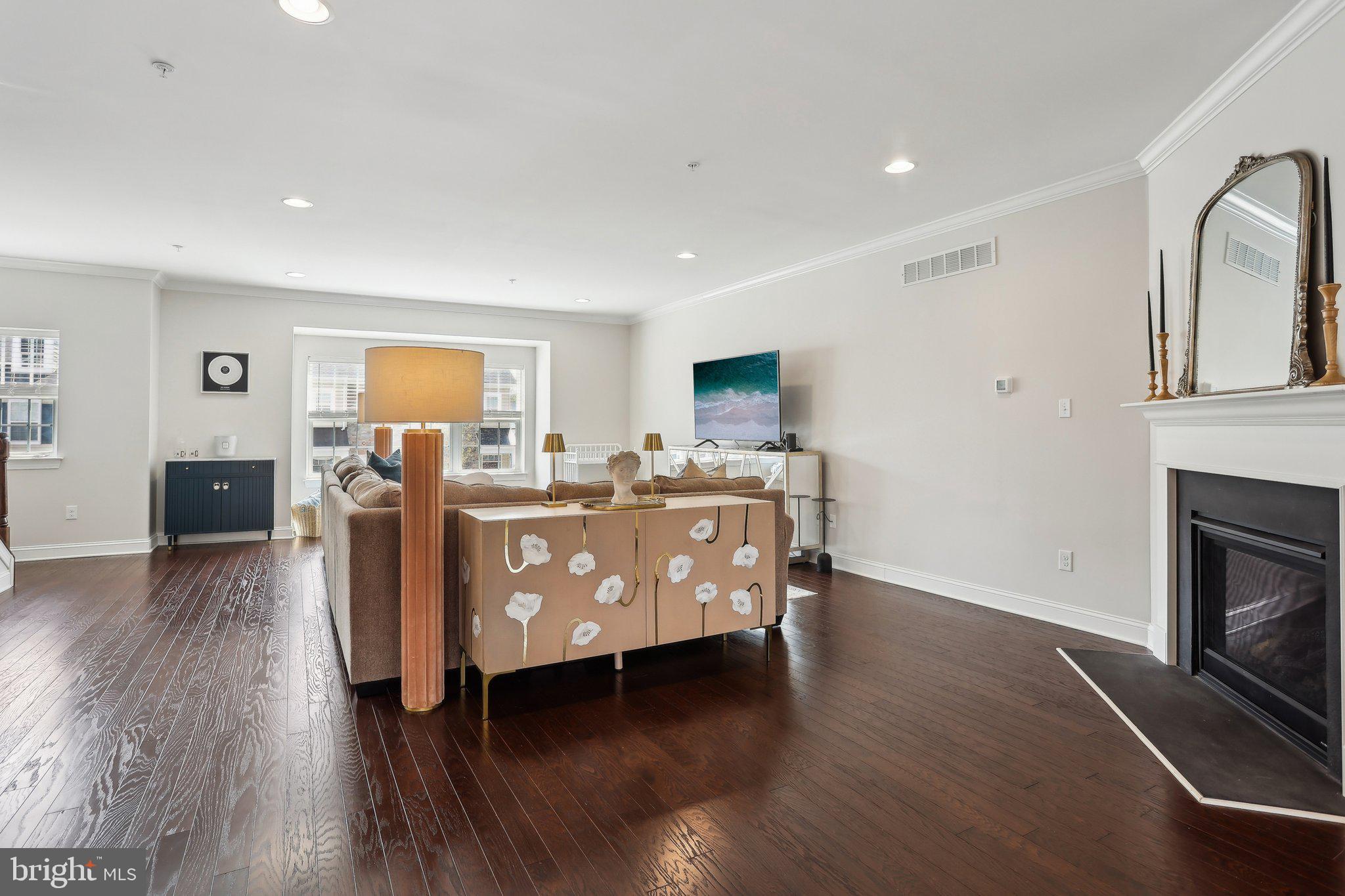 THE RES AT ROSE TREE - Residential